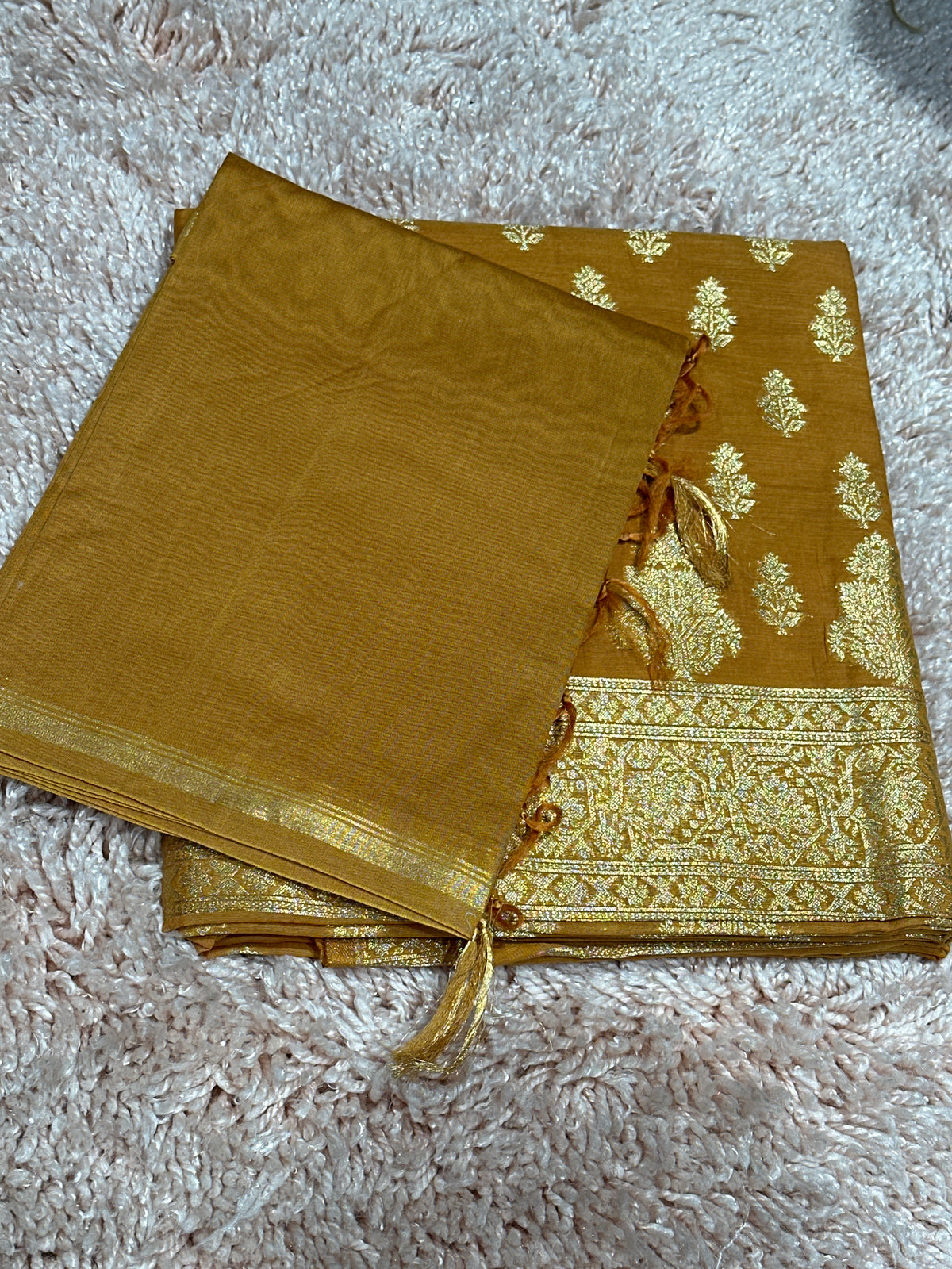 OFFER SALES UNSTITCHED SALWAR SUITS -  IHA 35181