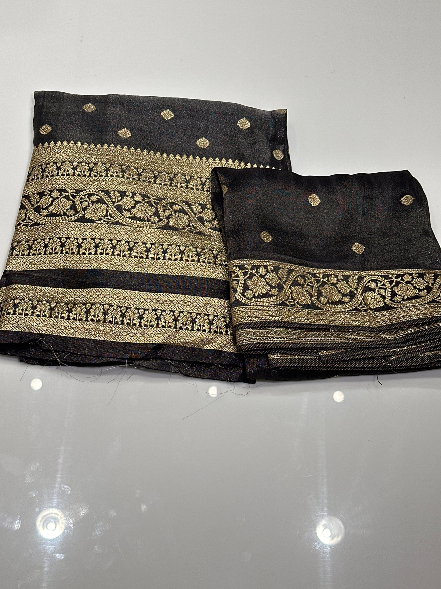 OFFER SALES UNSTITCHED SALWAR SUITS -  IHA 33518