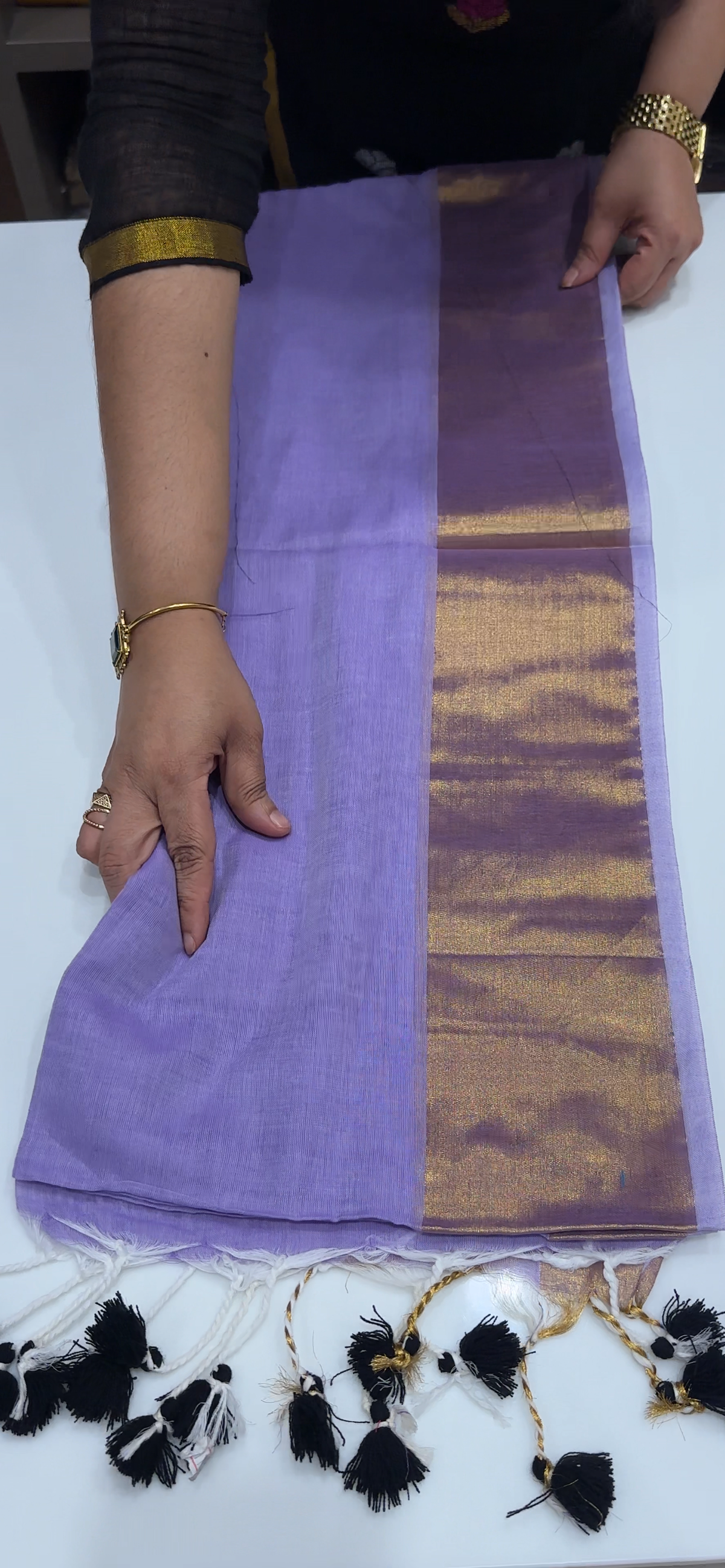 OFFER SALES SAREES - IHA 35468