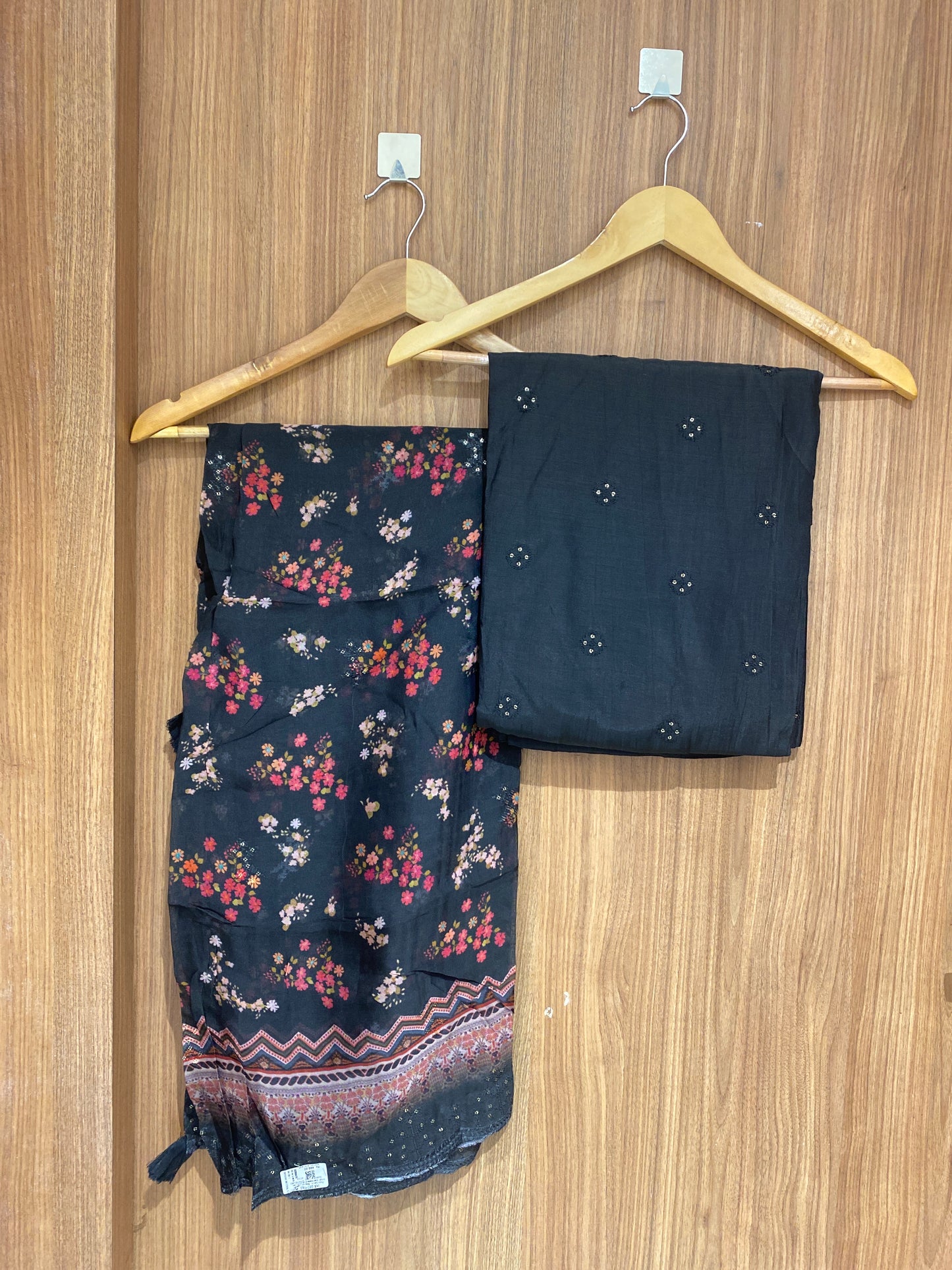 OFFER SALES UNSTITCHED SALWAR SUITS - IHA 26879