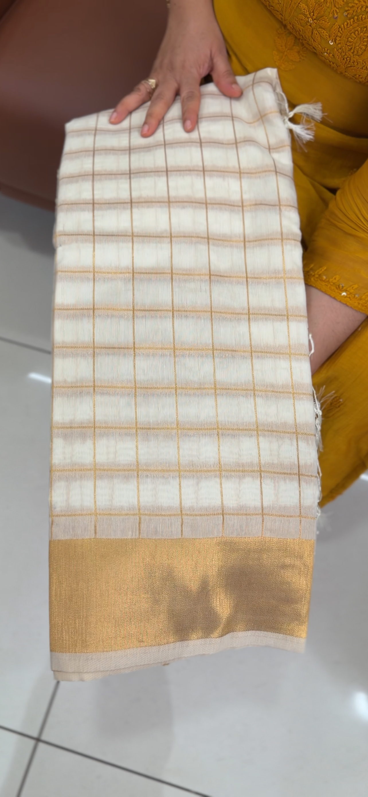 OFFER SALES ONAM SAREES - IHA 34730
