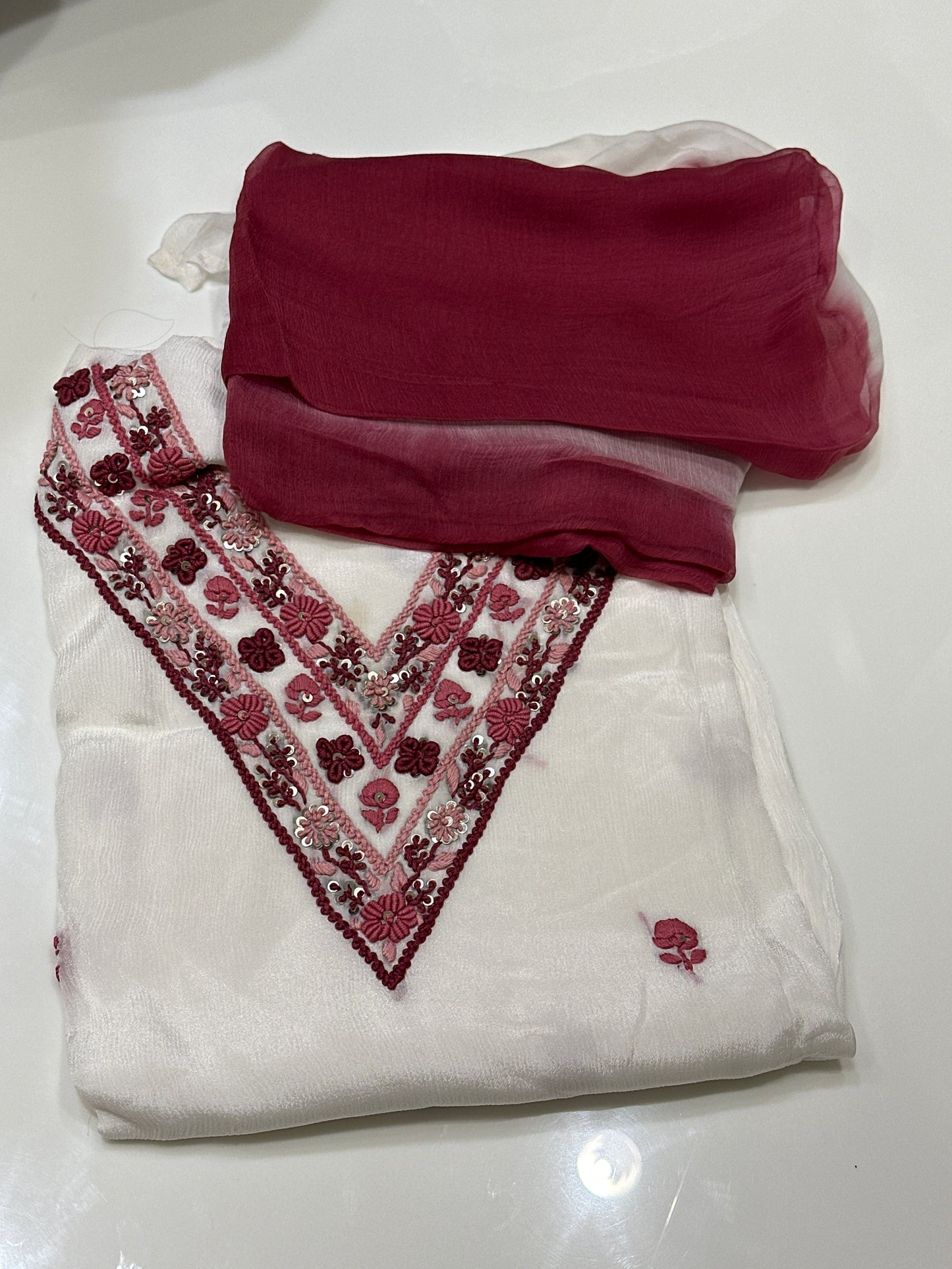OFFER SALES UNSTITCHED SALWAR SUITS -  IHA 33532