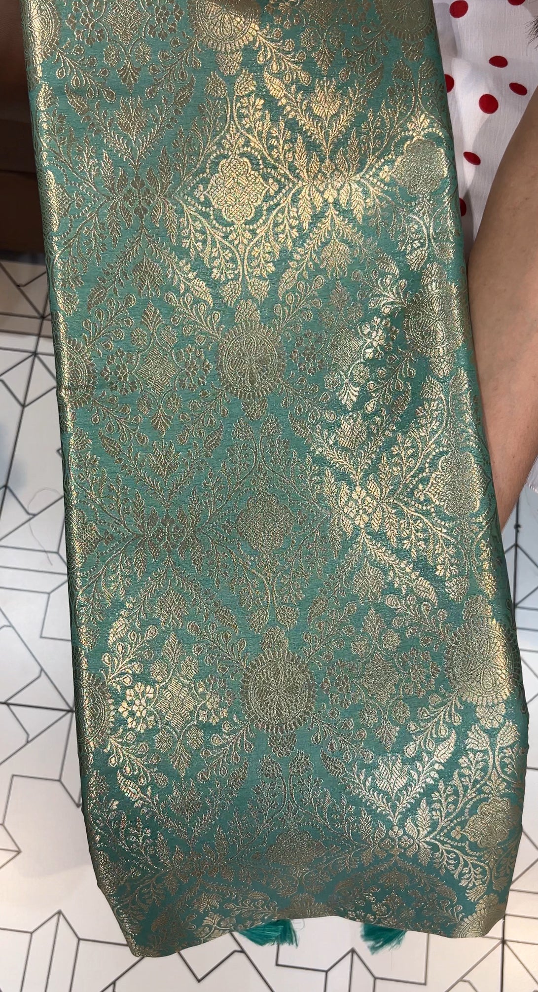 SEMI KATAN SAREE - IHA 19262