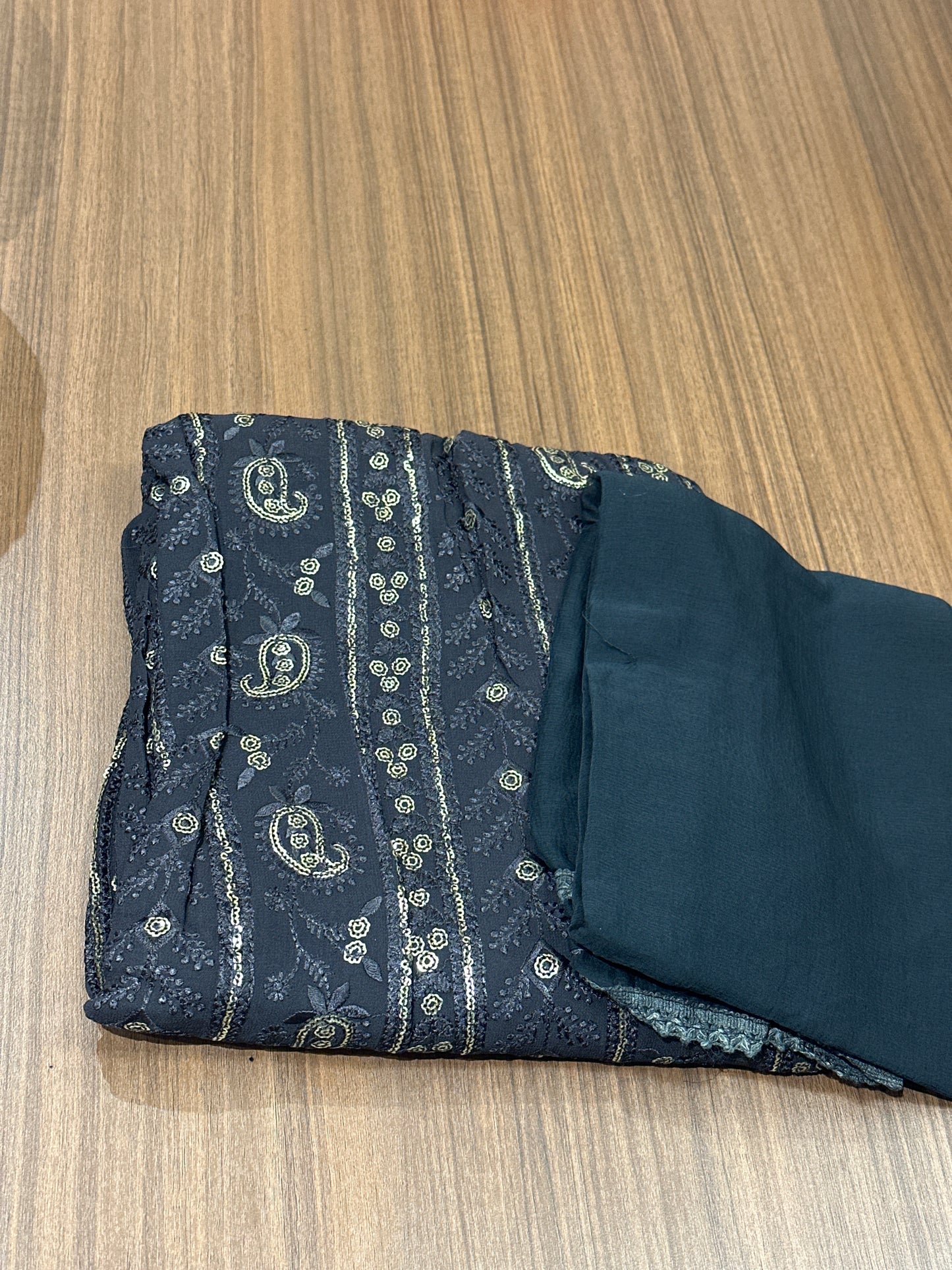 OFFER SALES UNSTITCHED SALWAR SUITS -  IHA 33925