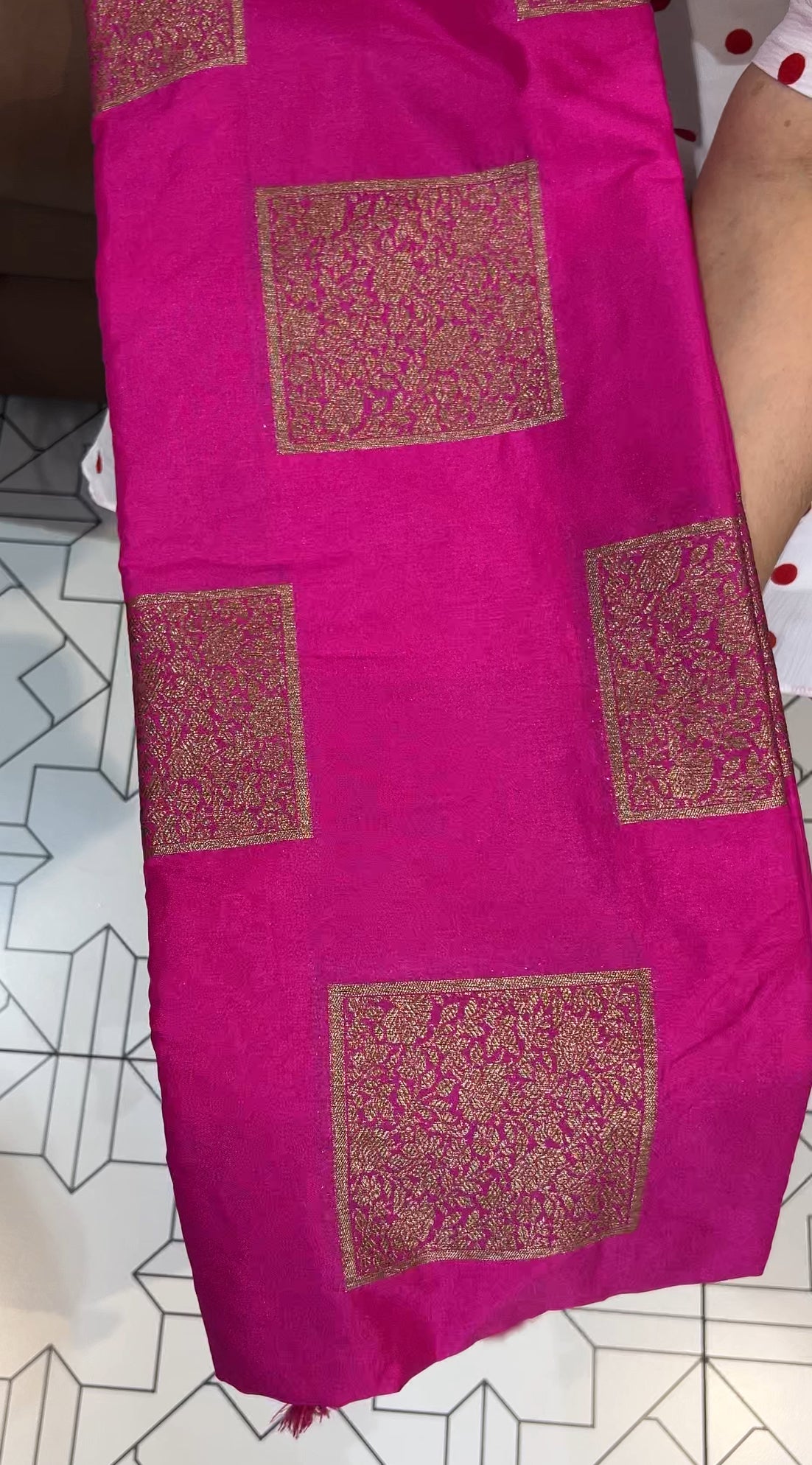 SEMI KATAN SAREE - IHA 19250