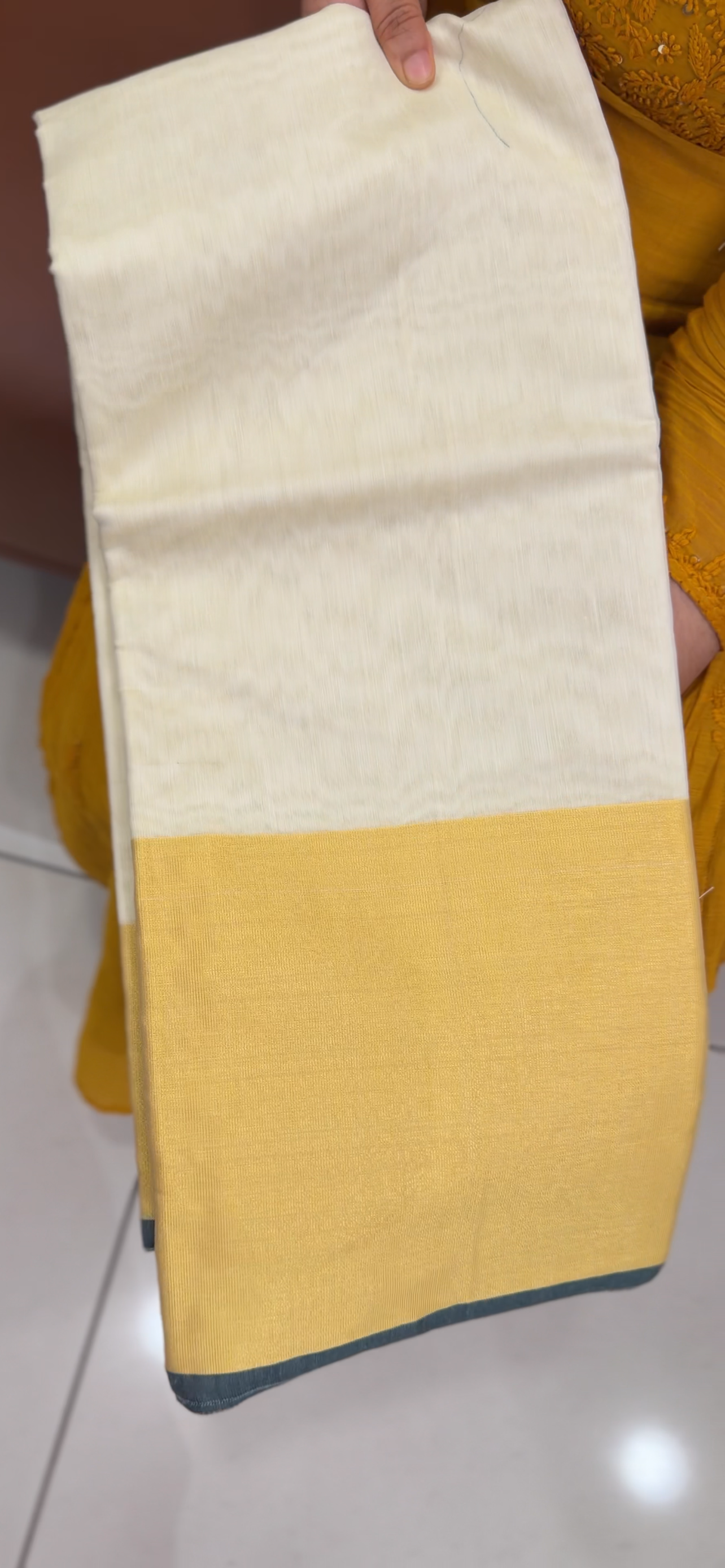 OFFER SALES ONAM SAREES - IHA 34731