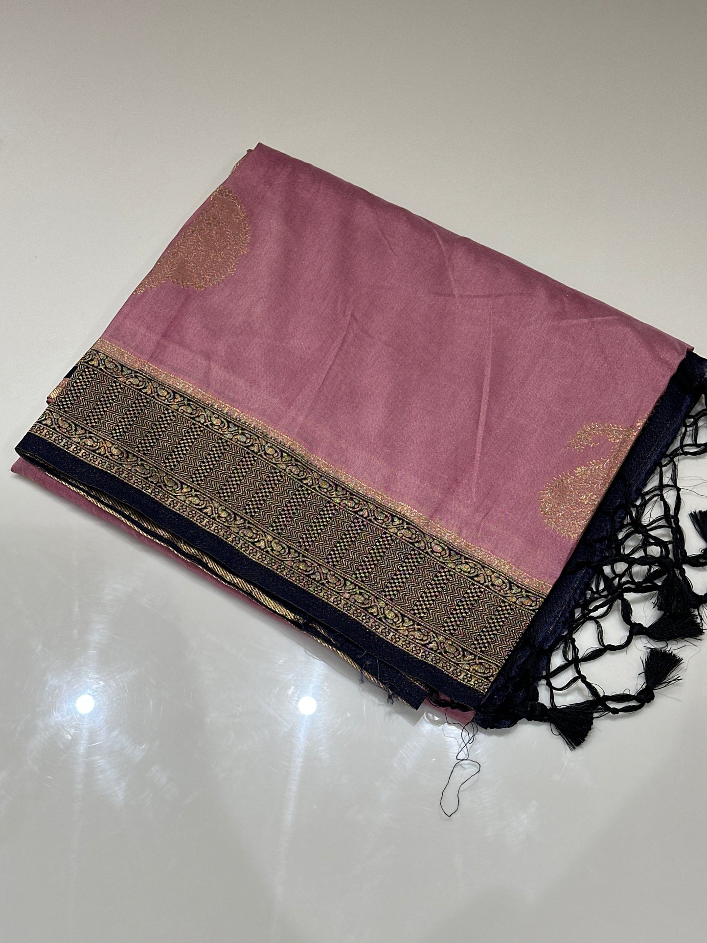 OFFER SALES SAREES - IHA 27131
