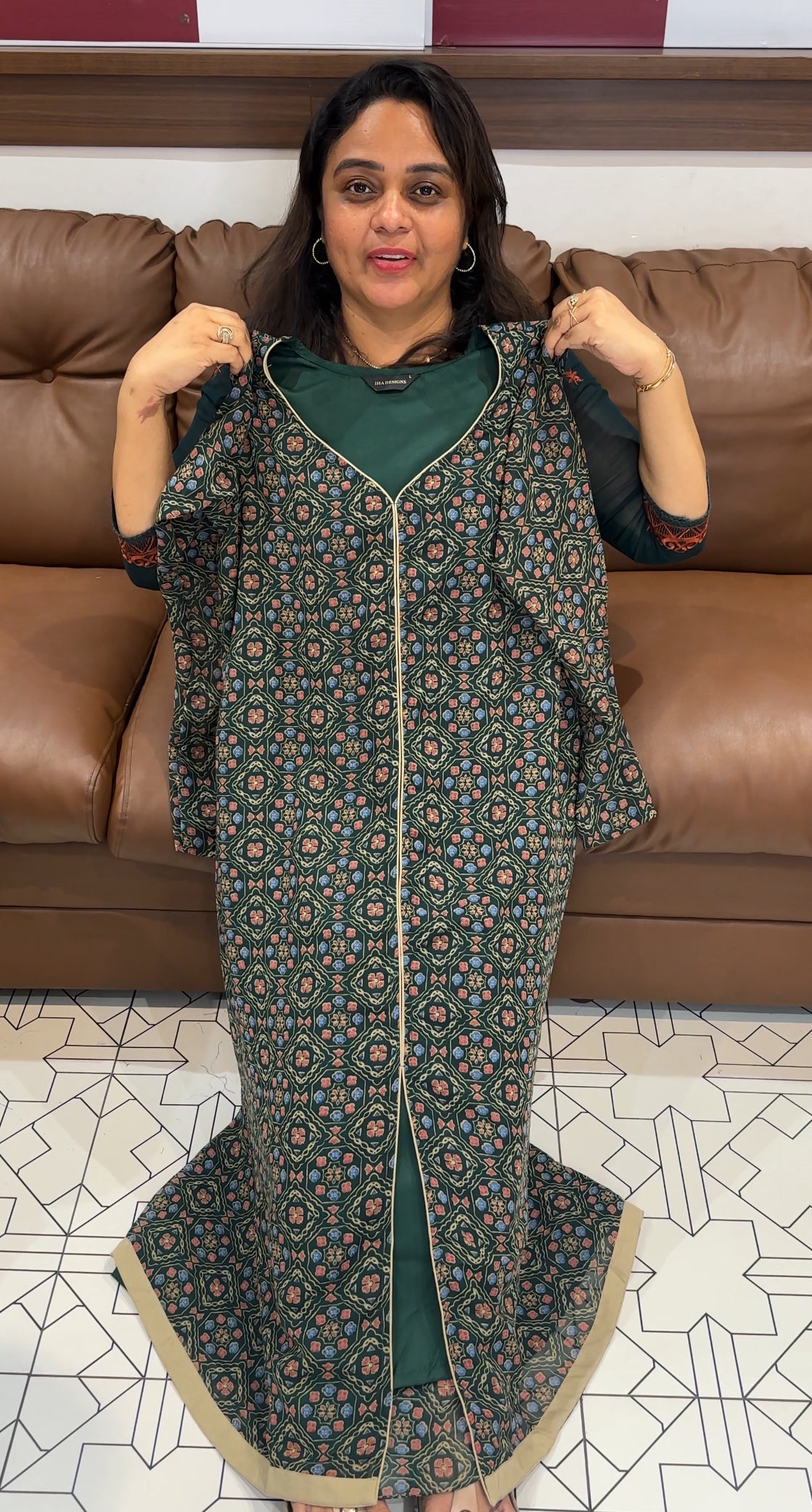 PRINTED LONG A-LINE TOPS - IHA 26255
