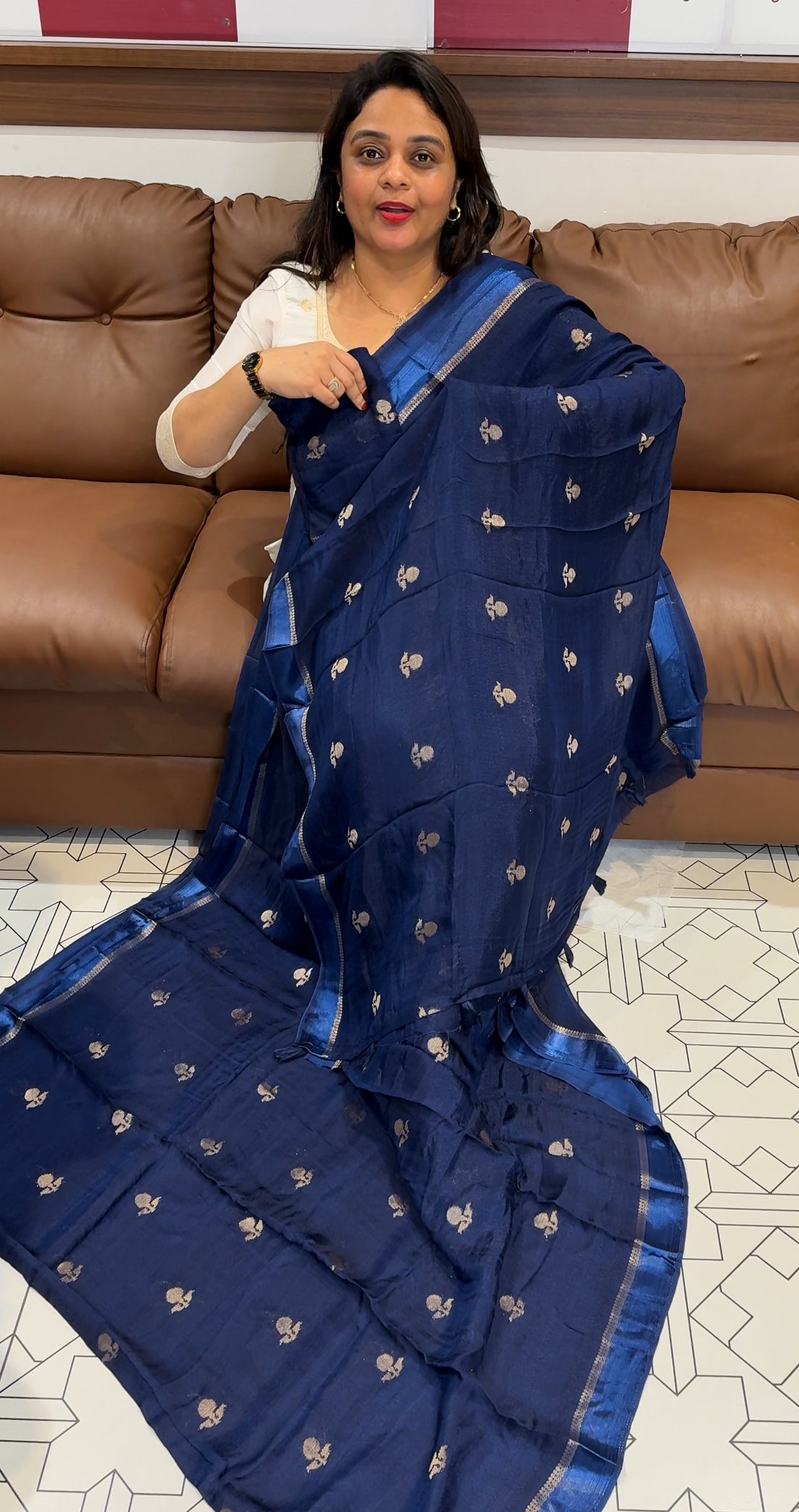 SEMI BANARASI SAREES - IHA 24273