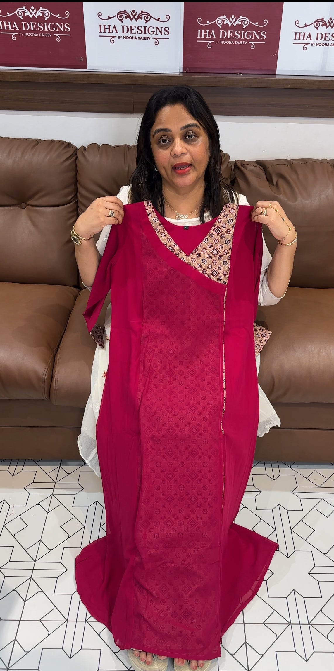 FAUX GEORGETTE ALINE TOPS - IHA 24750