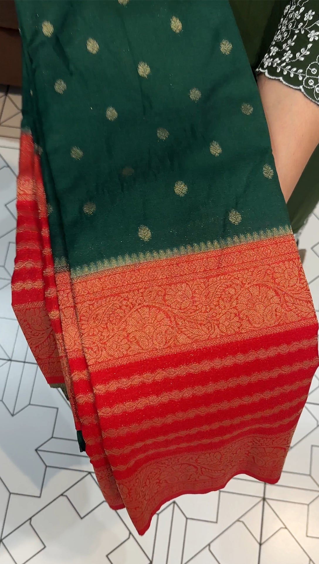 SEMI BANARASI SAREES - IHA 19654