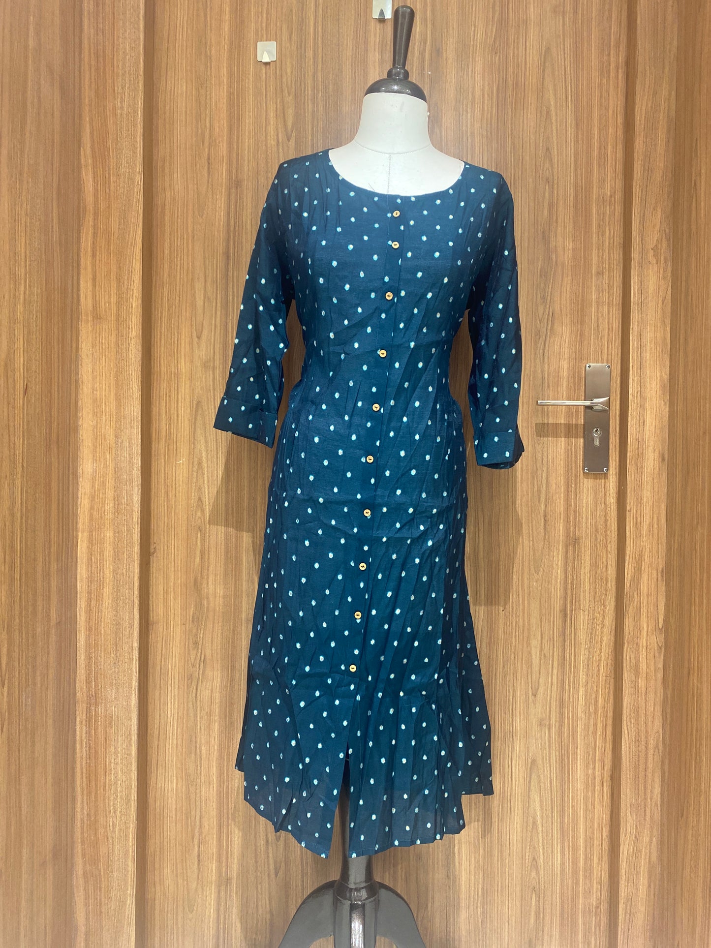 OFFER SALES TOPS COLLECTIONS - IHA 26995