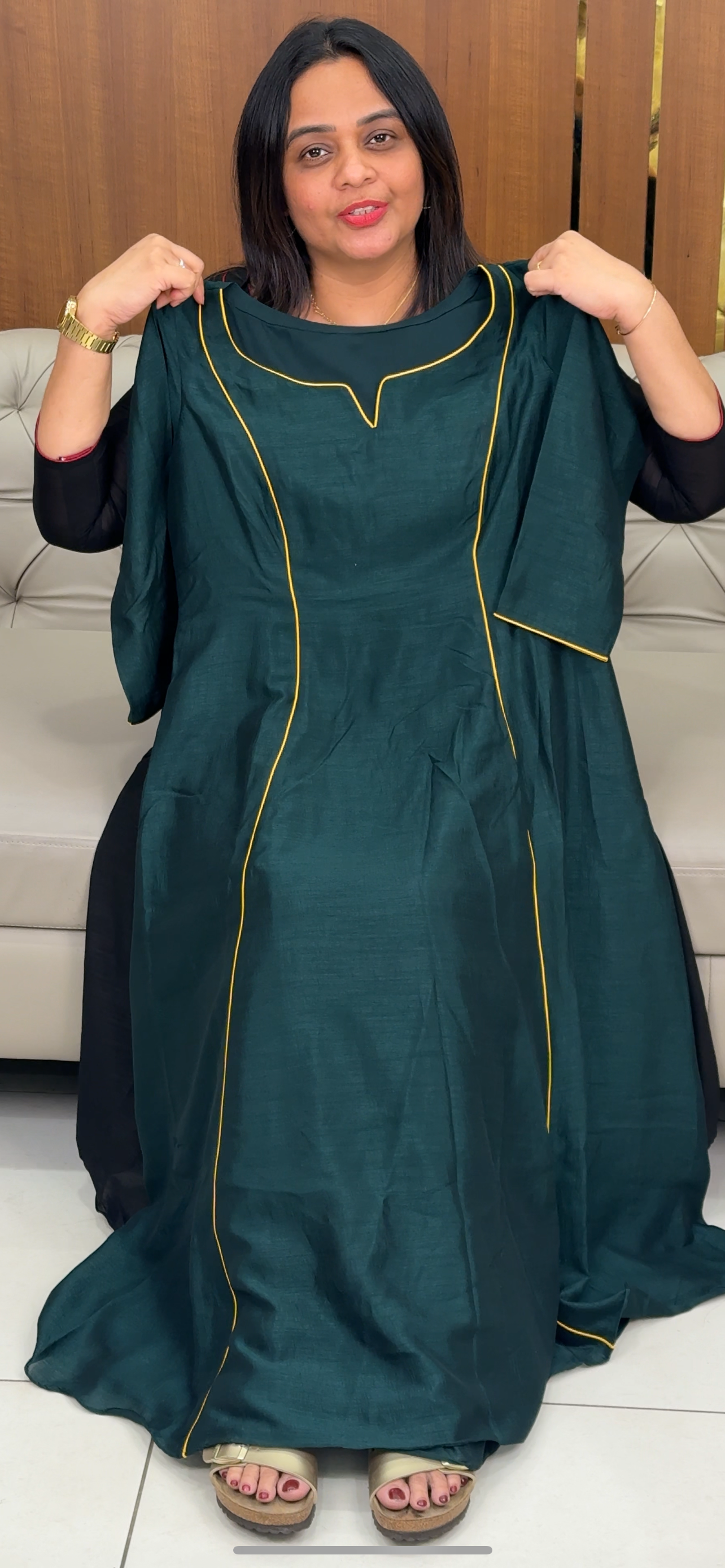 IHA'S IN-HOUSE LONG ALINE TOPS - IHA 29751