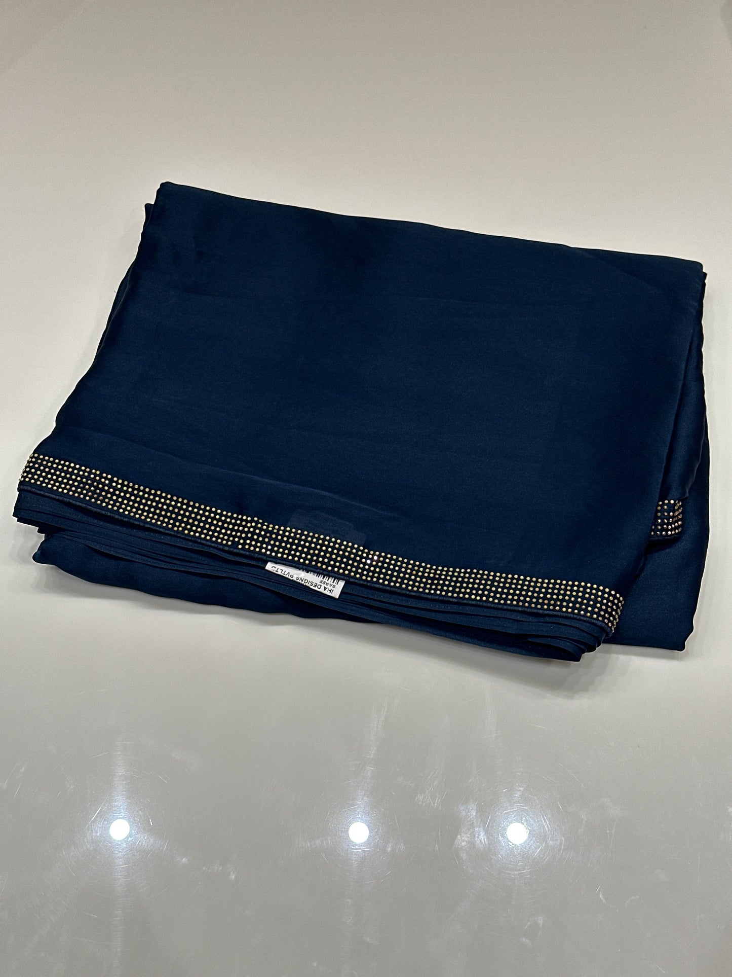 OFFER SALES SAREES - IHA 27171