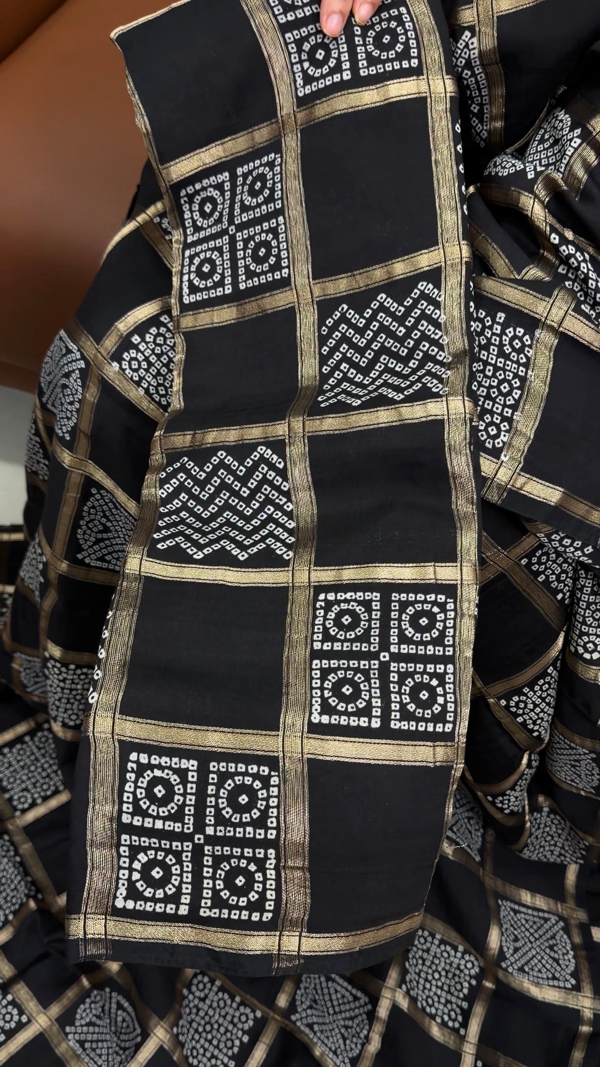 BANDHEJ BANARASI SAREES - IHA 33524