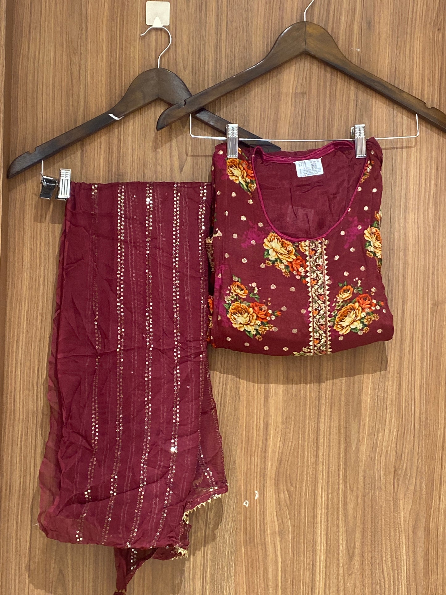 OFFER SALES UNSTITCHED SALWAR SUITS - IHA 26991