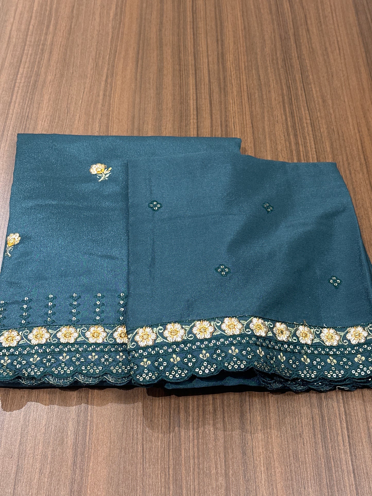 OFFER SALES UNSTITCHED SALWAR SUITS -  IHA 33905