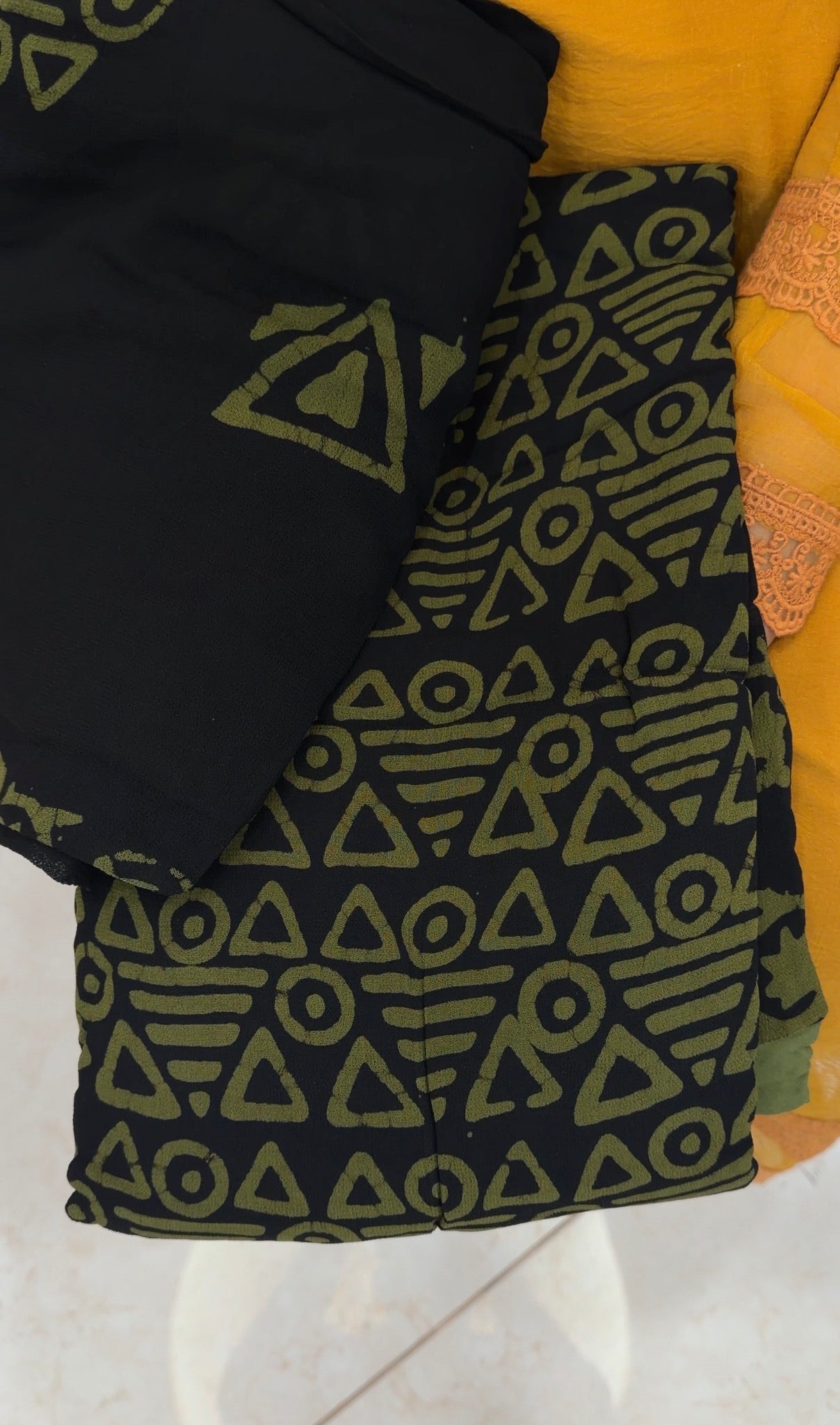 BATIK PRINTED UNSTITCHED SALWAL SUITS -IHA 33472