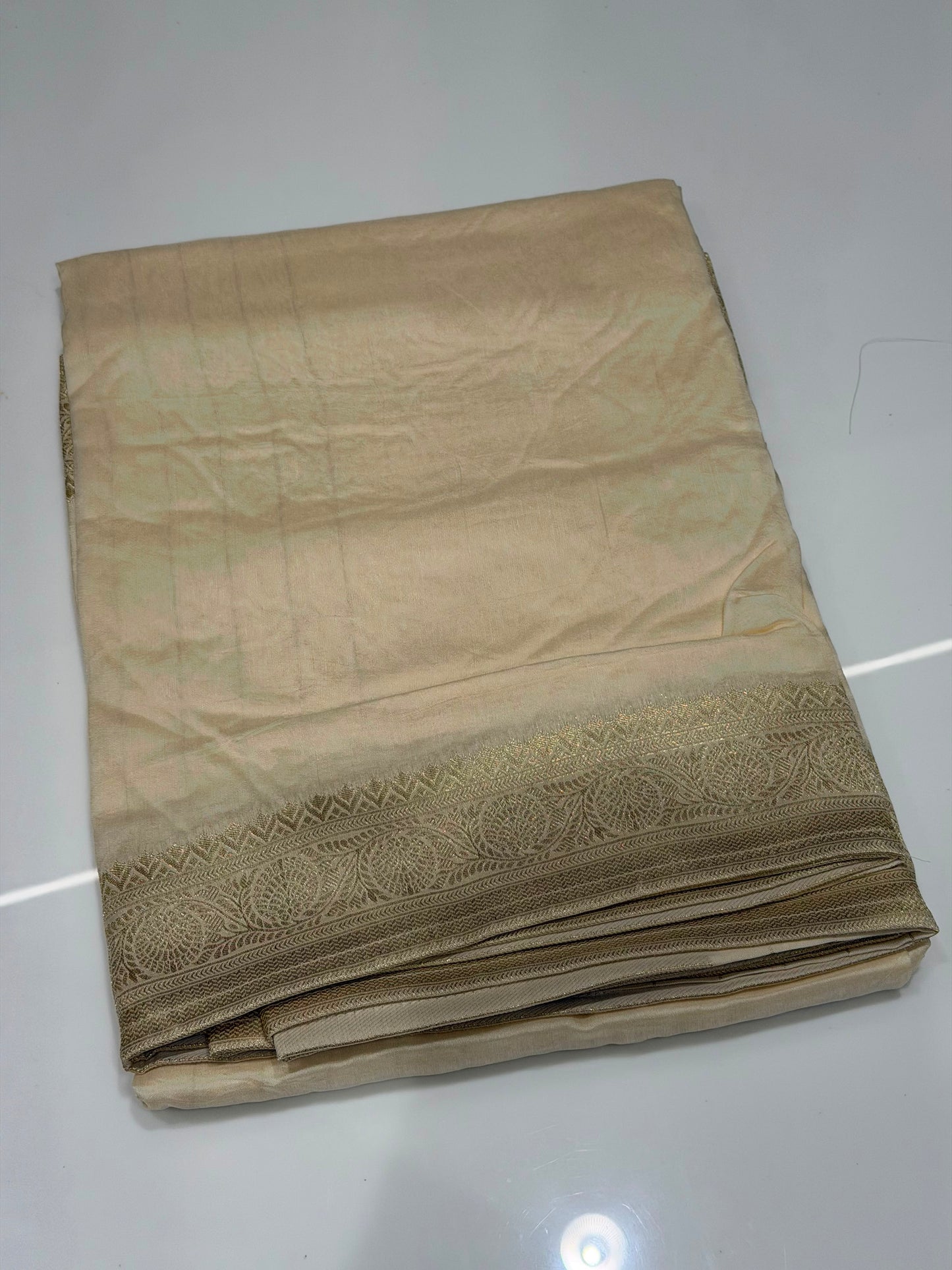 OFFER ONAM SAREES - IHA 34583