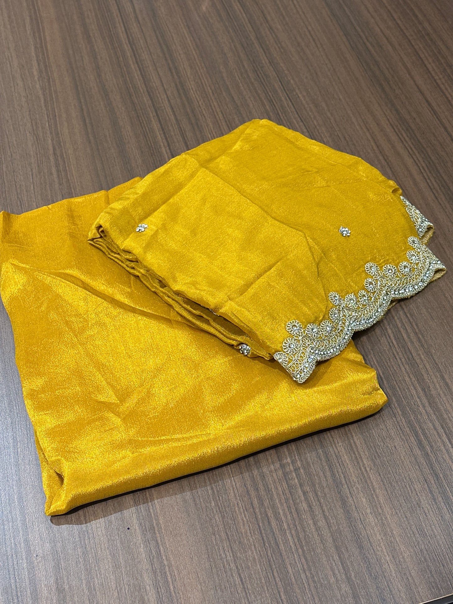 OFFER SALES UNSTITCHED SALWAR SUITS -  IHA 33824