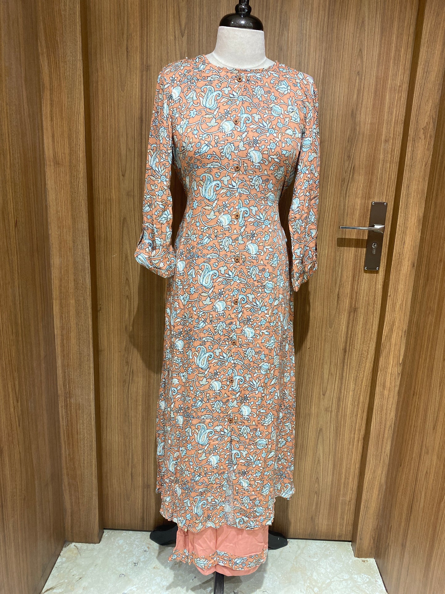 OFFER SALES TOP AND BOTTOM - IHA 27057