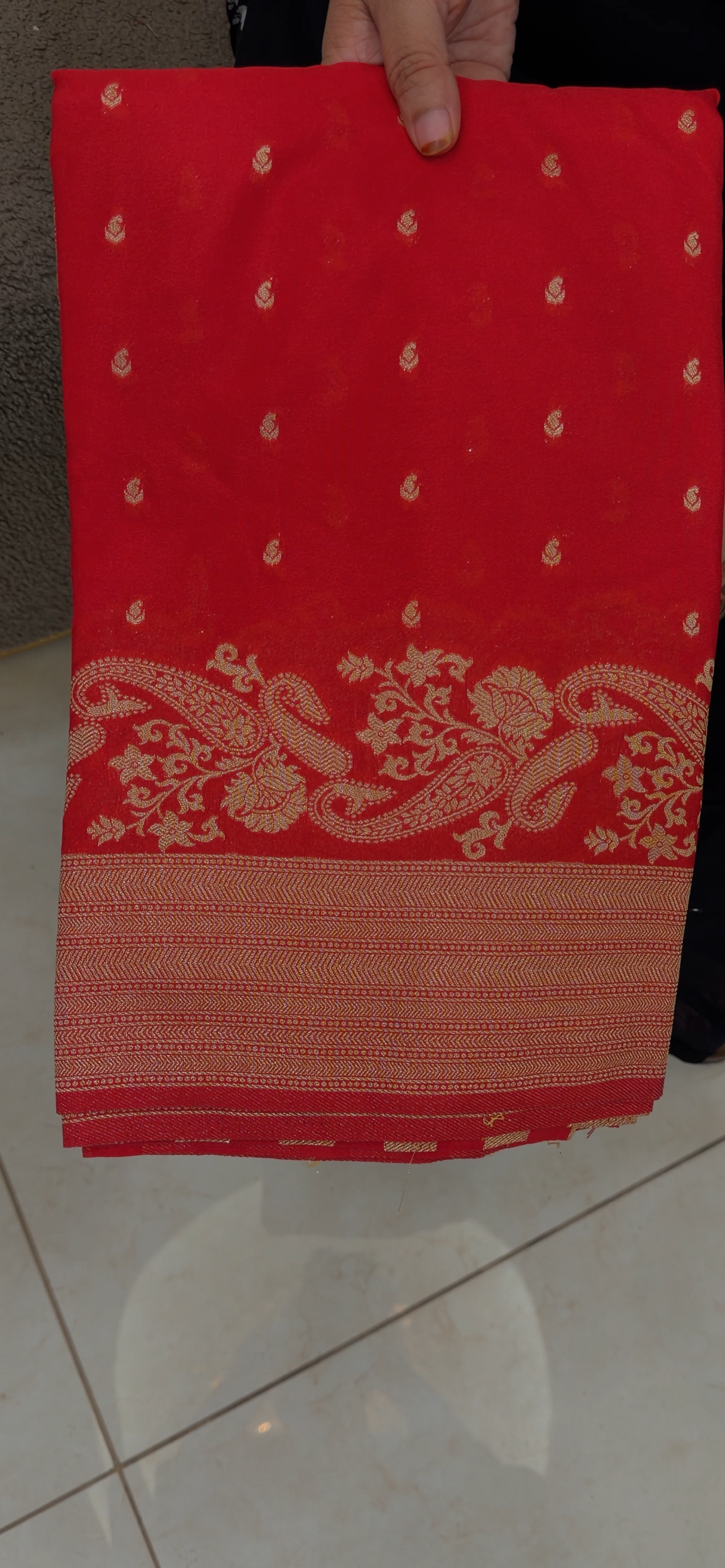 SEMI BANARASI SAREES - IHA 33039