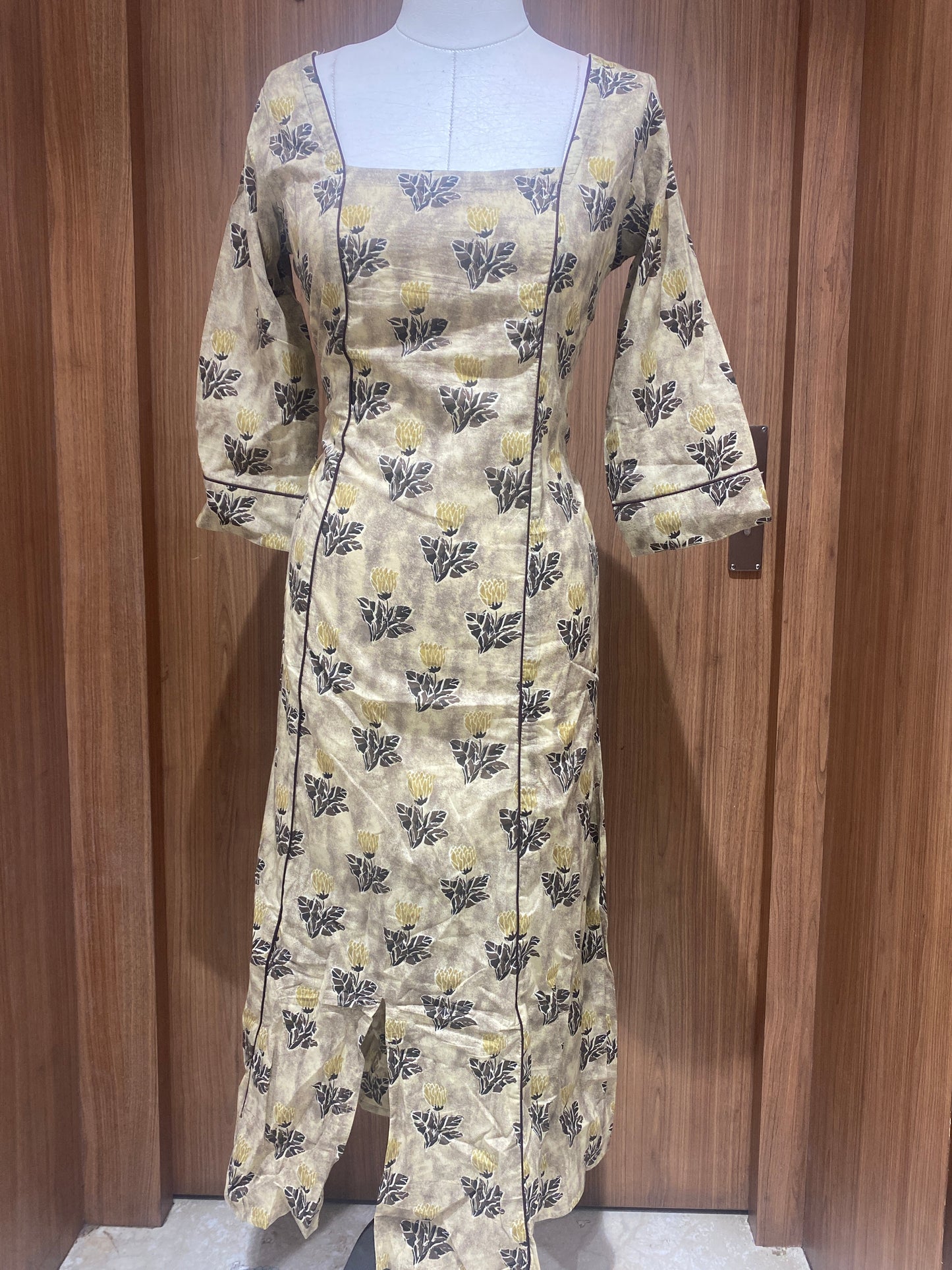 OFFER SALES TOPS COLLECTIONS - IHA 26995