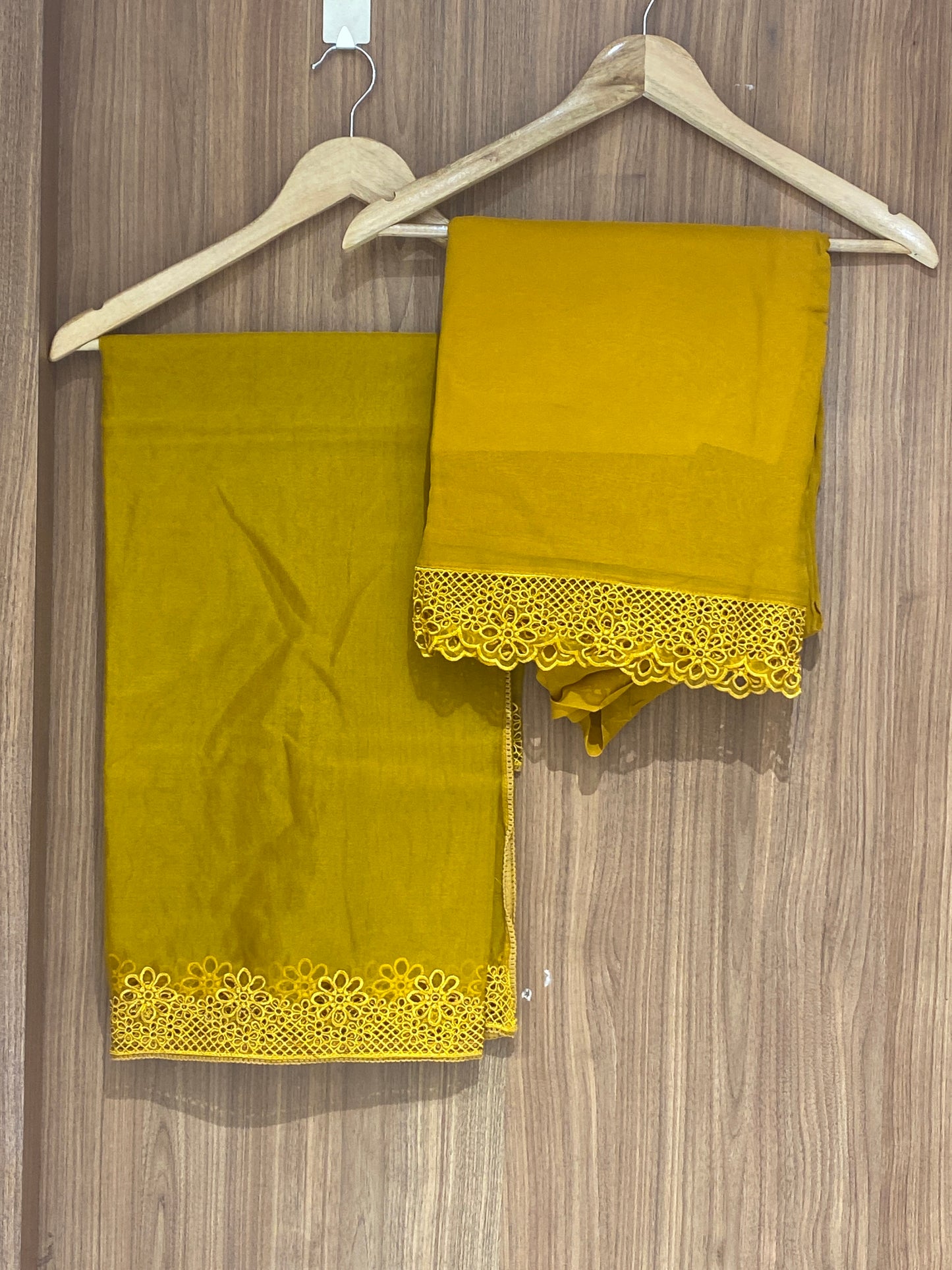OFFER SALES UNSTITCHED SALWAR SUITS - IHA 26991