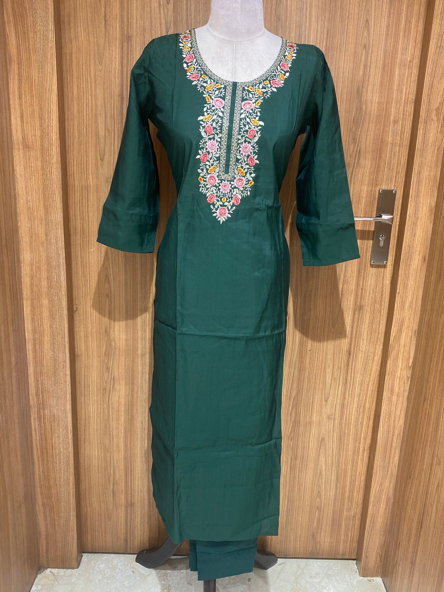 OFFER SALES TOP AND BOTTOM - IHA 27066
