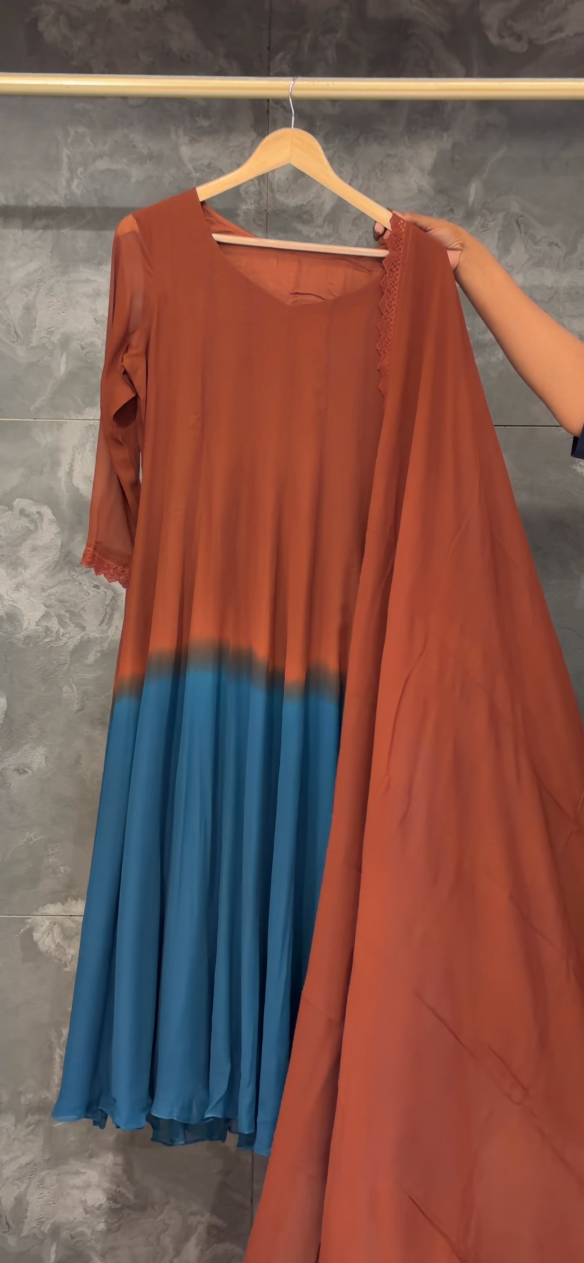 IHA'S IN-HOUSE TOP AND DUPATTA - IHA 35984