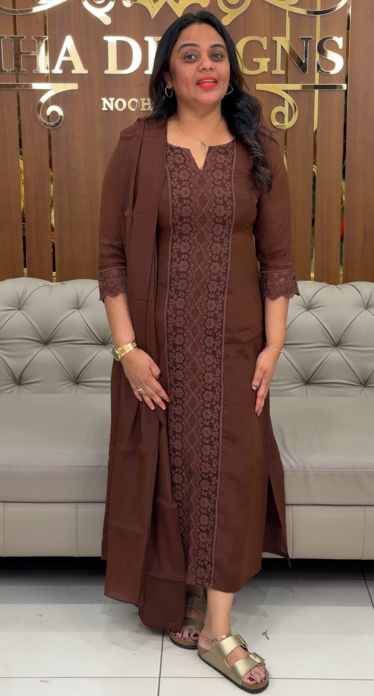 IHA'S IN-HOUSE MULCHANDERI SLITTED TOP AND DUPATTA - IHA 29861