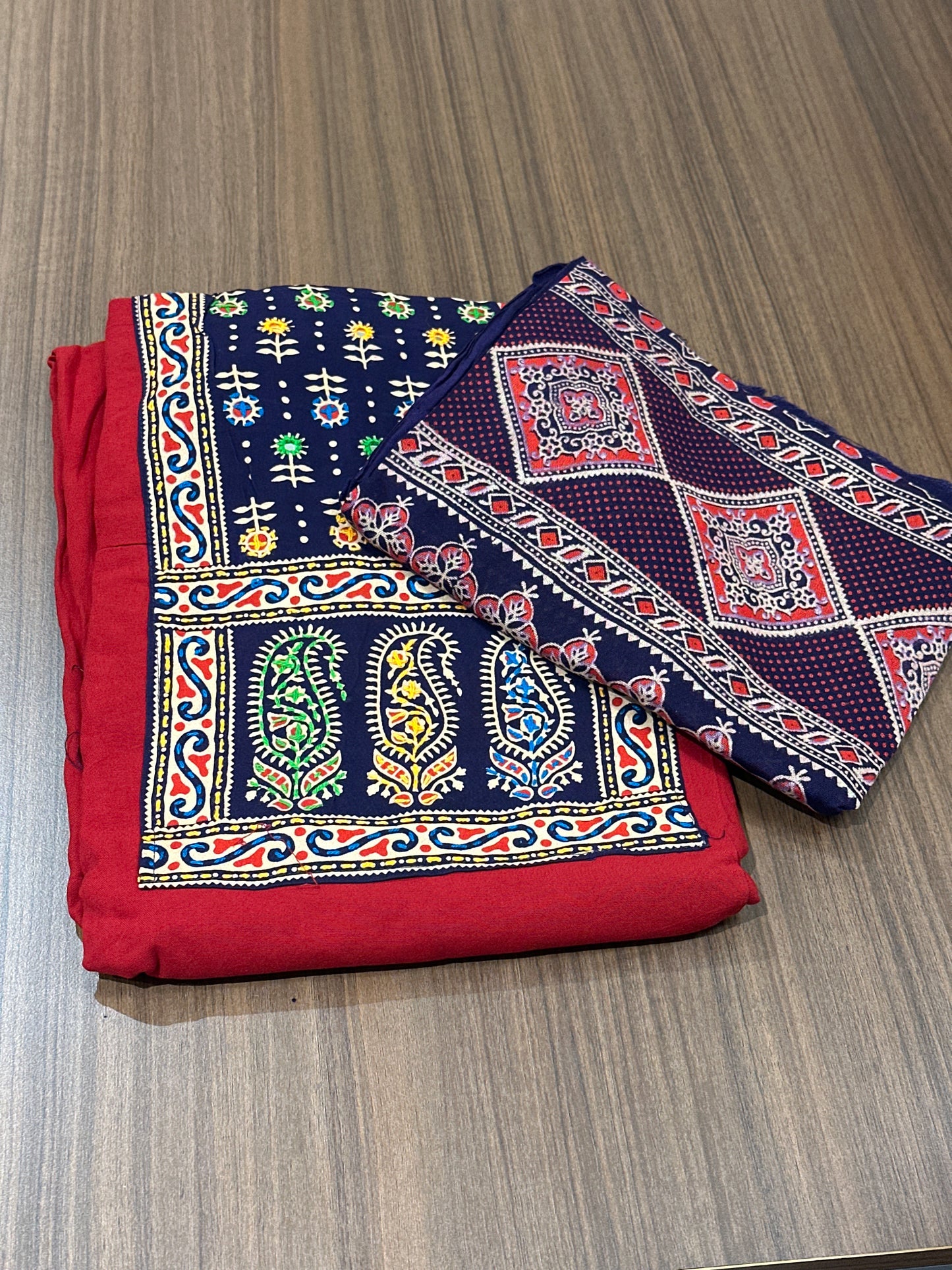 OFFER SALES UNSTITCHED SALWAR SUITS -  IHA 33853