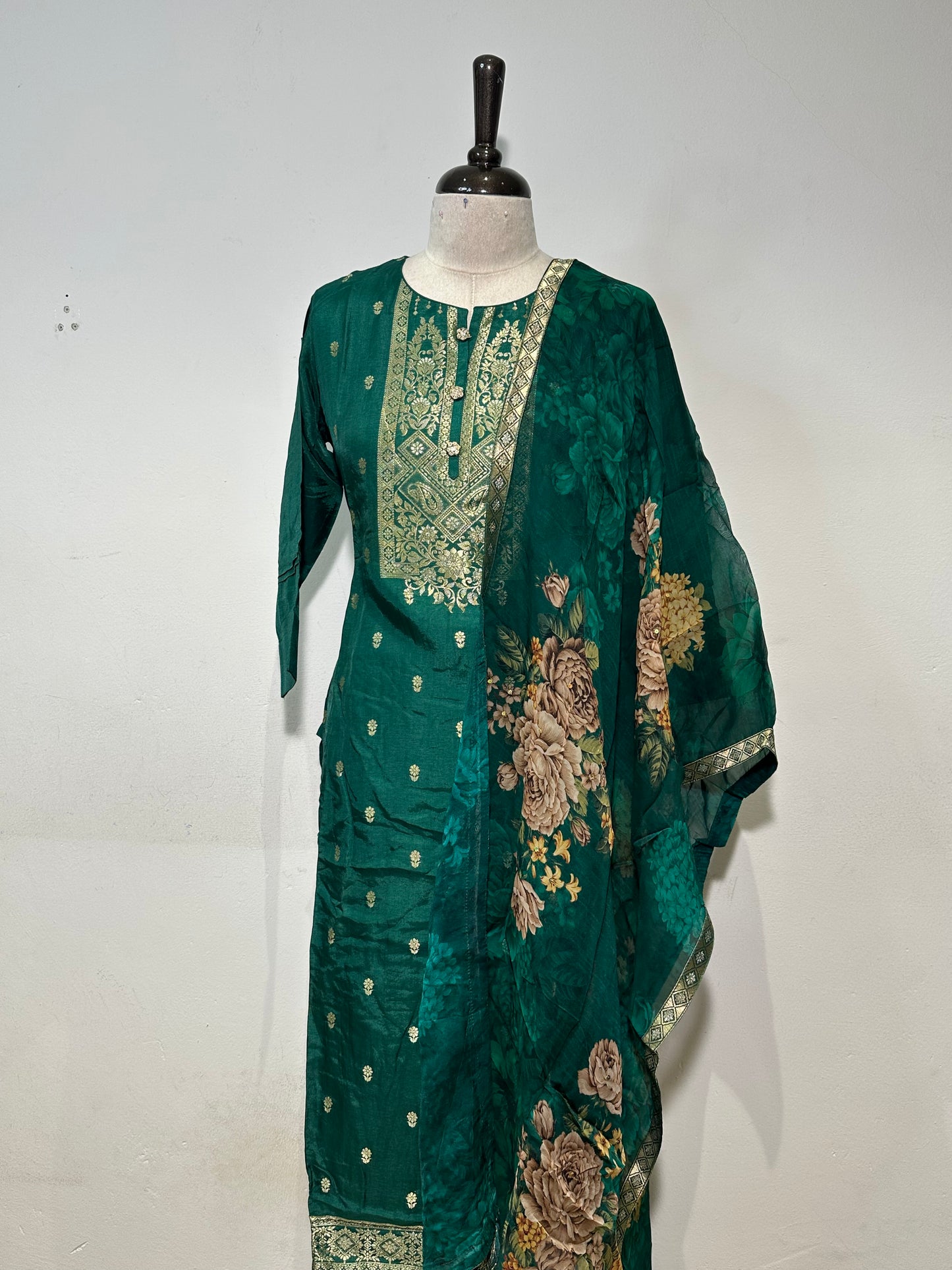OFFER SALES TOP AND  BOTTOM  -  IHA 34572