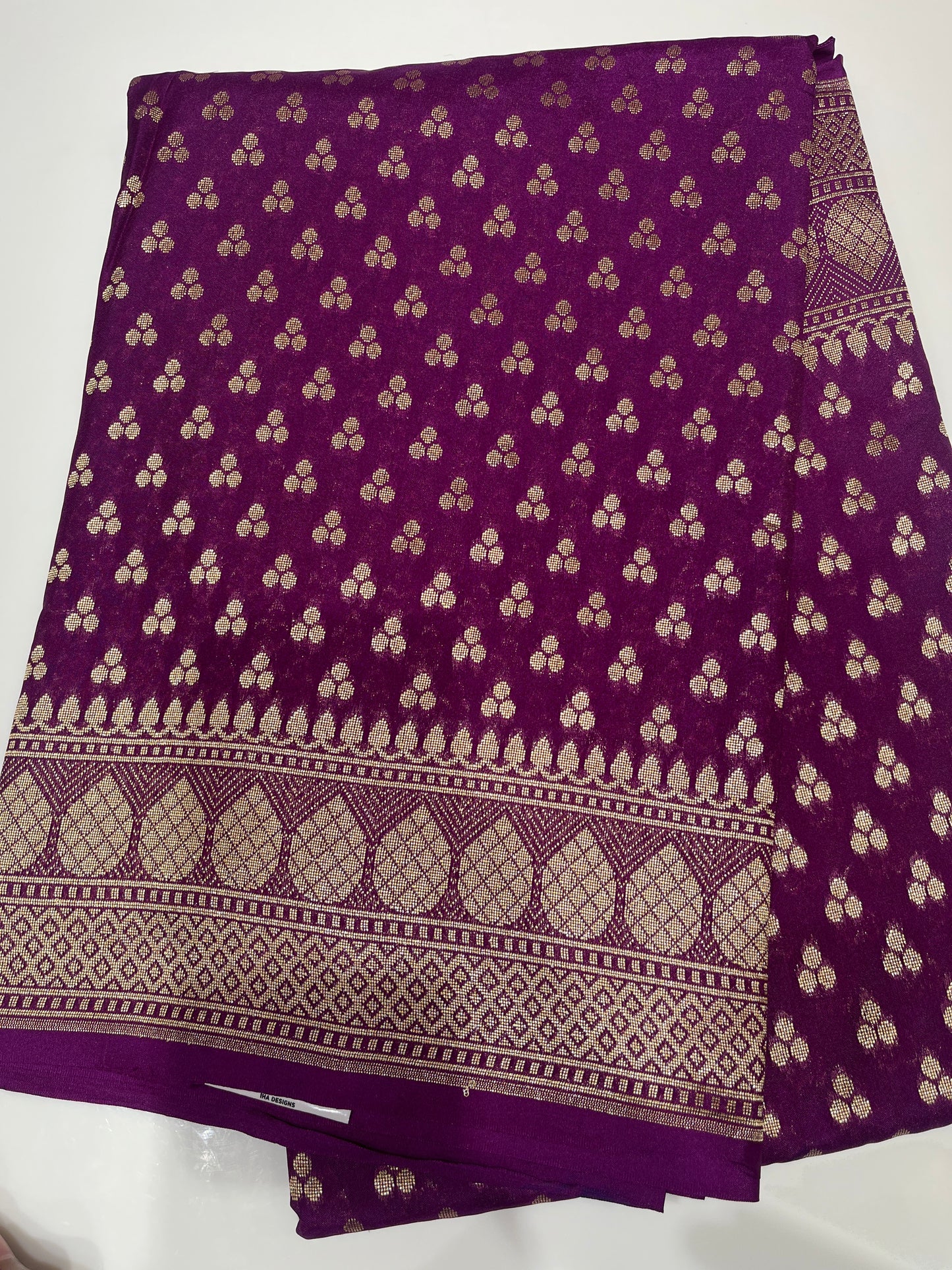 OFFER SALES SAREES -  IHA 34228