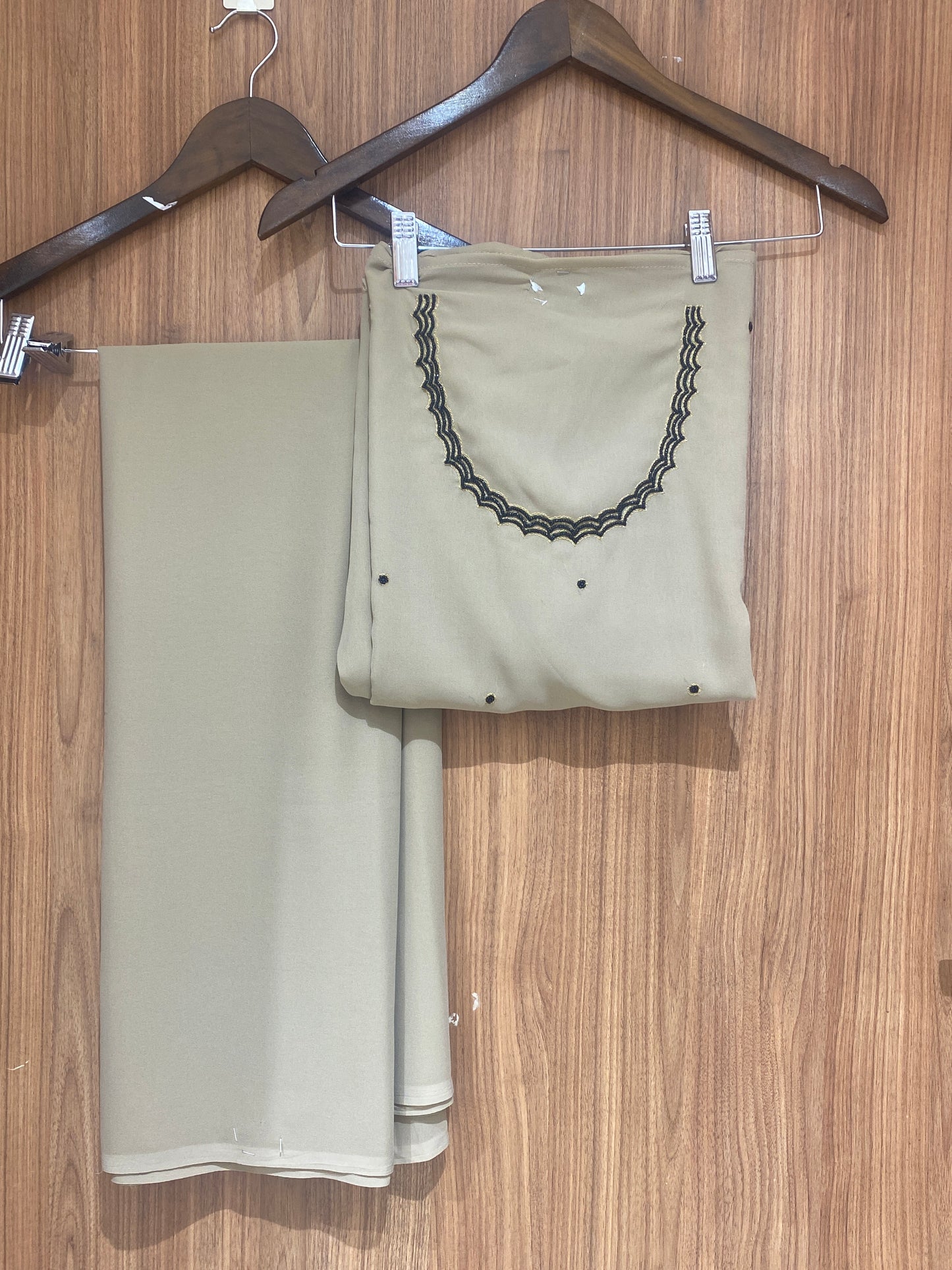 OFFER SALES UNSTITCHED SALWAR SUITS - IHA 26942