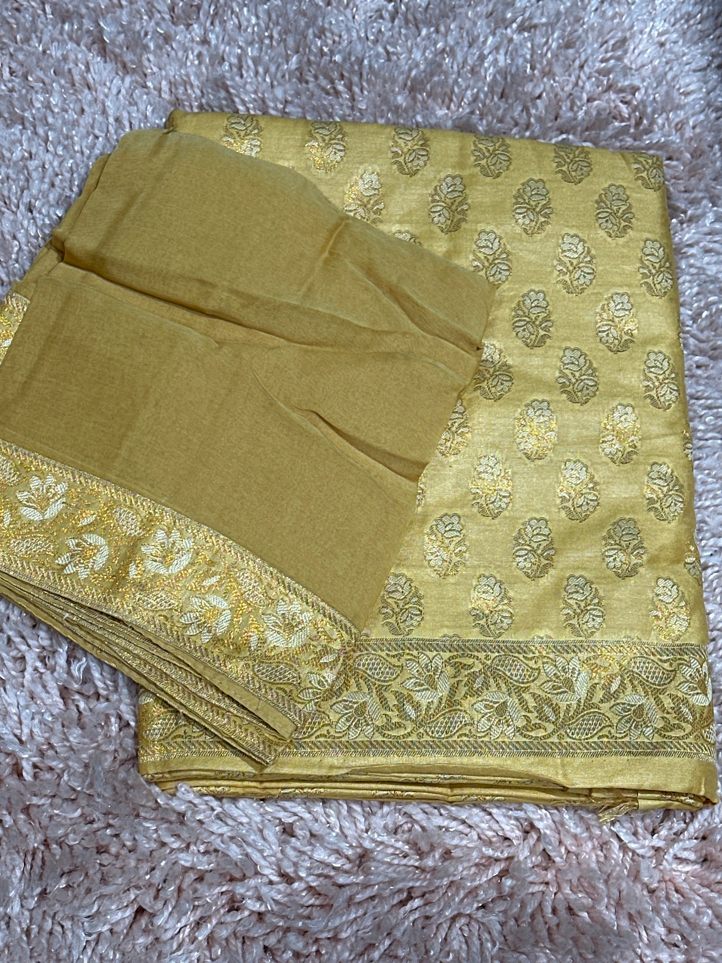 OFFER SALES UNSTITCHED SALWAR SUITS -  IHA 35181