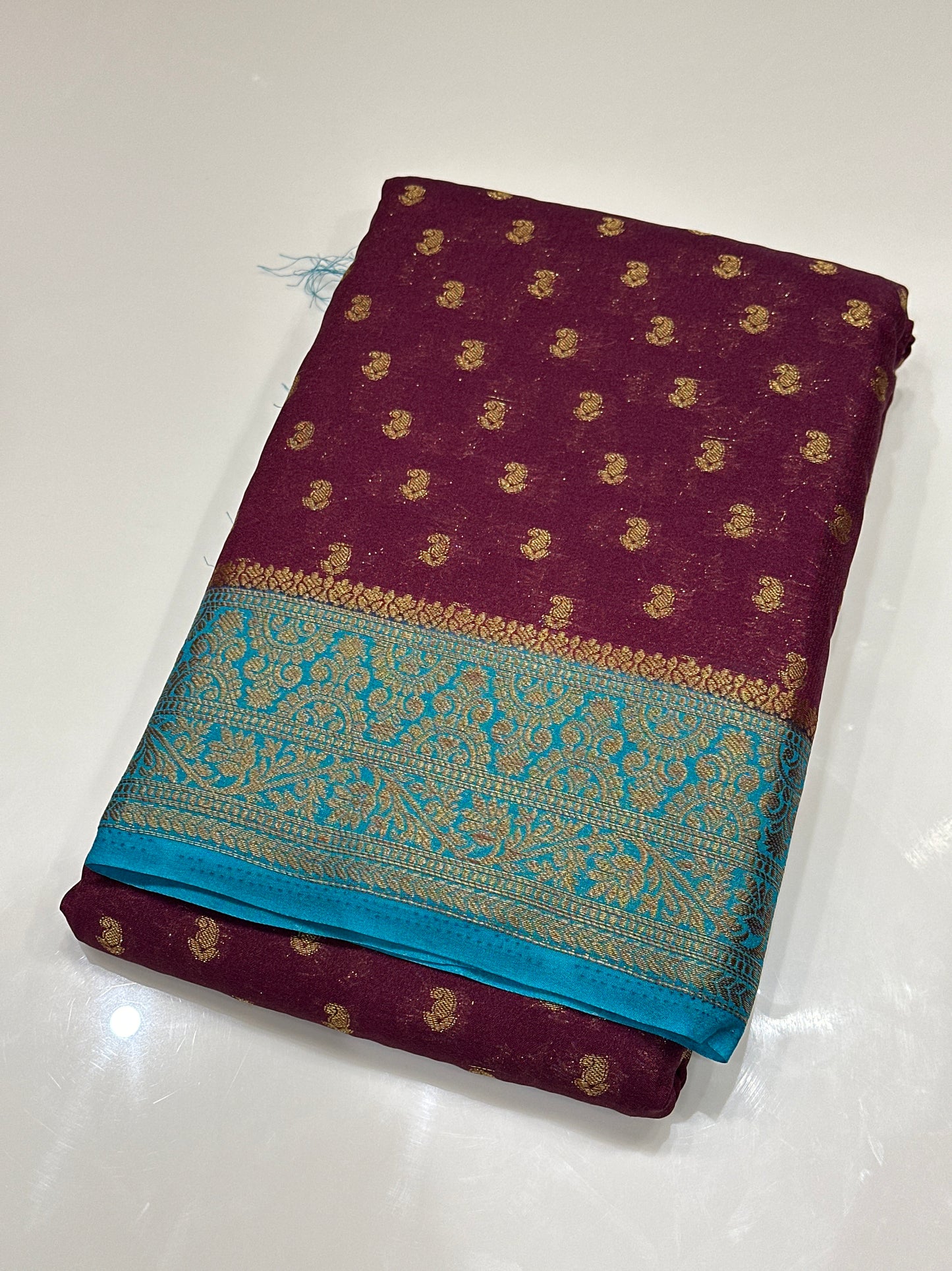 OFFER SALES SAREES - IHA 27178