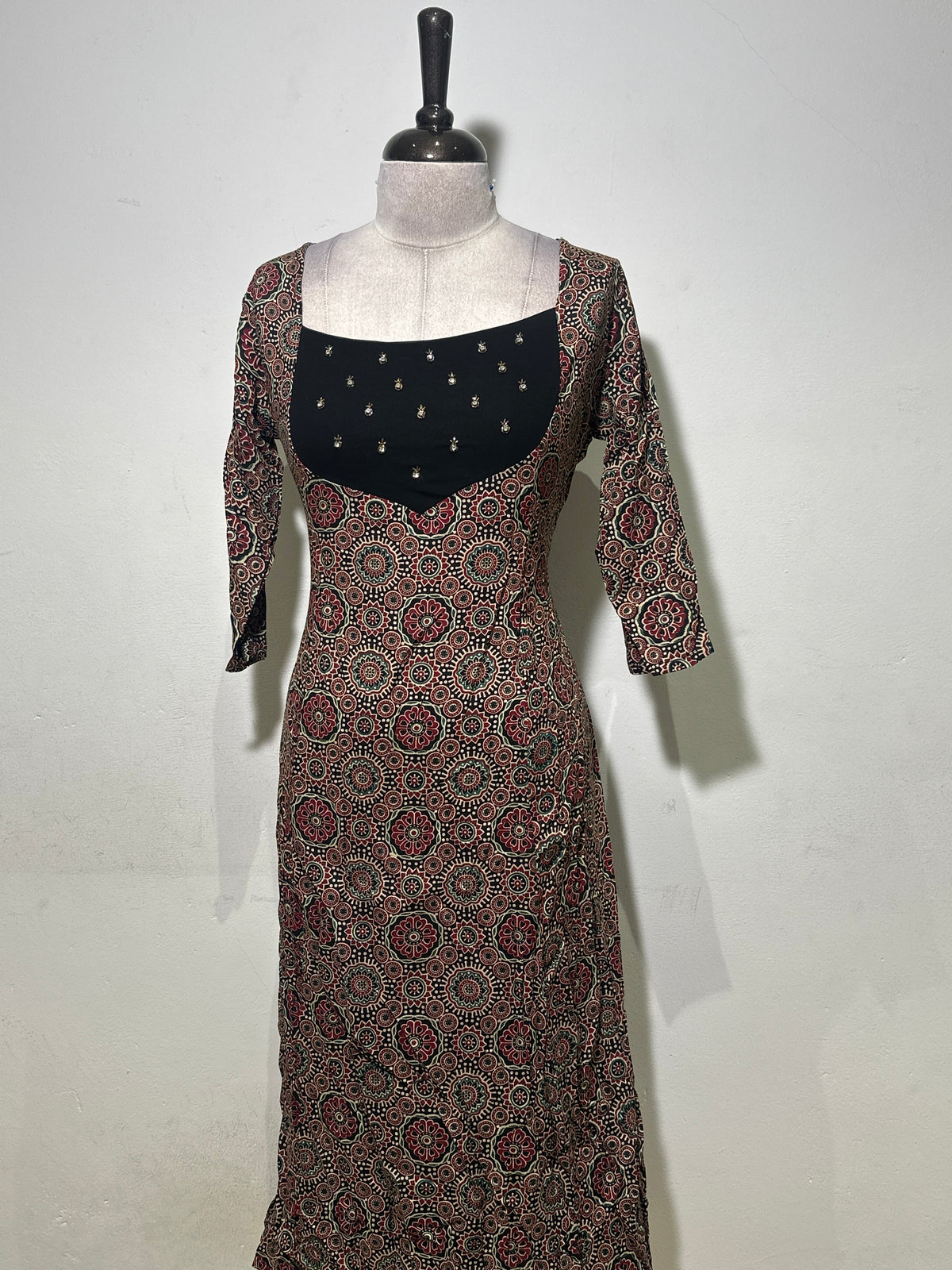OFFER SALES TOP'S - IHA 35275