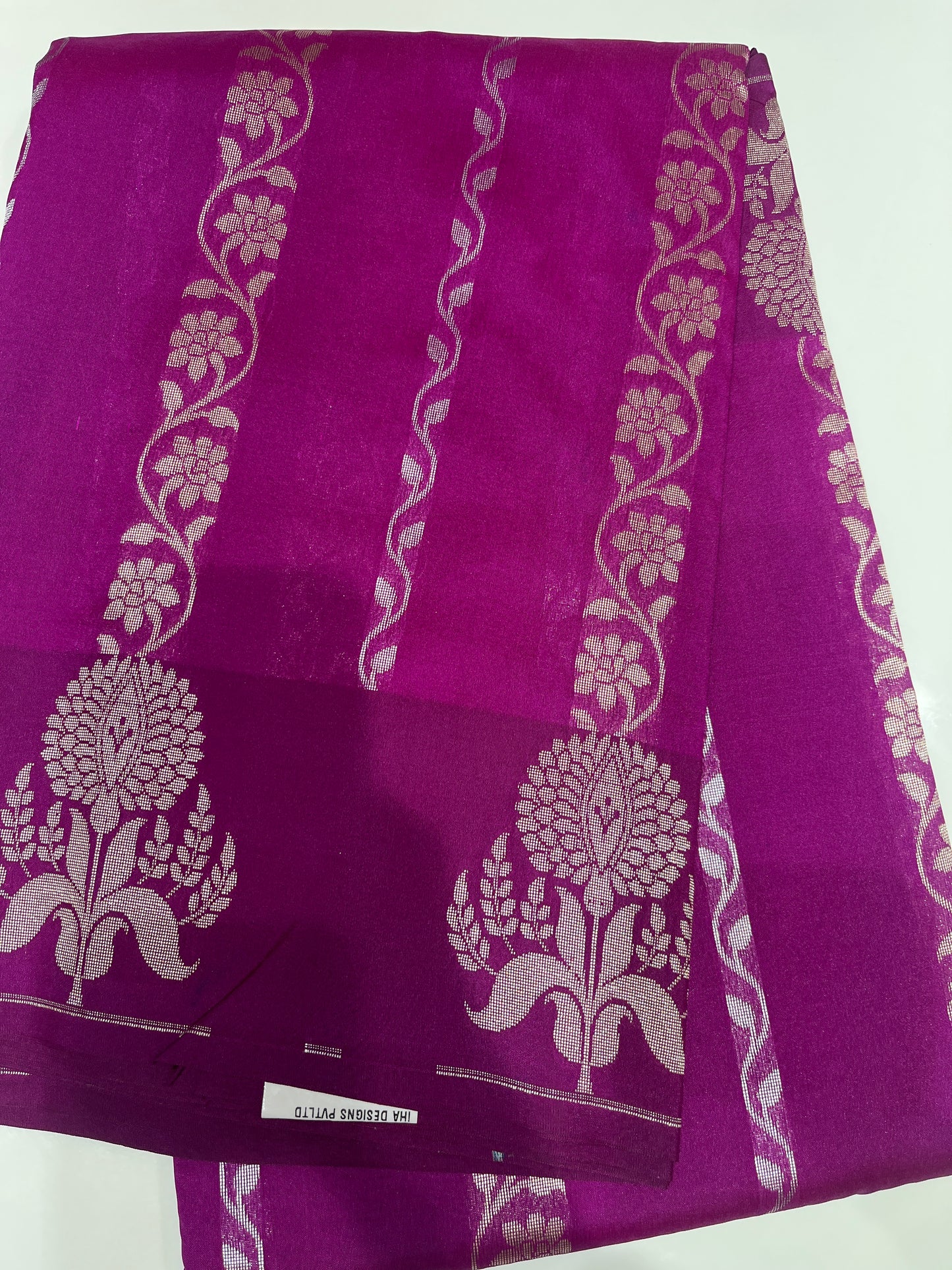 OFFER SALES SAREES -  IHA 34228