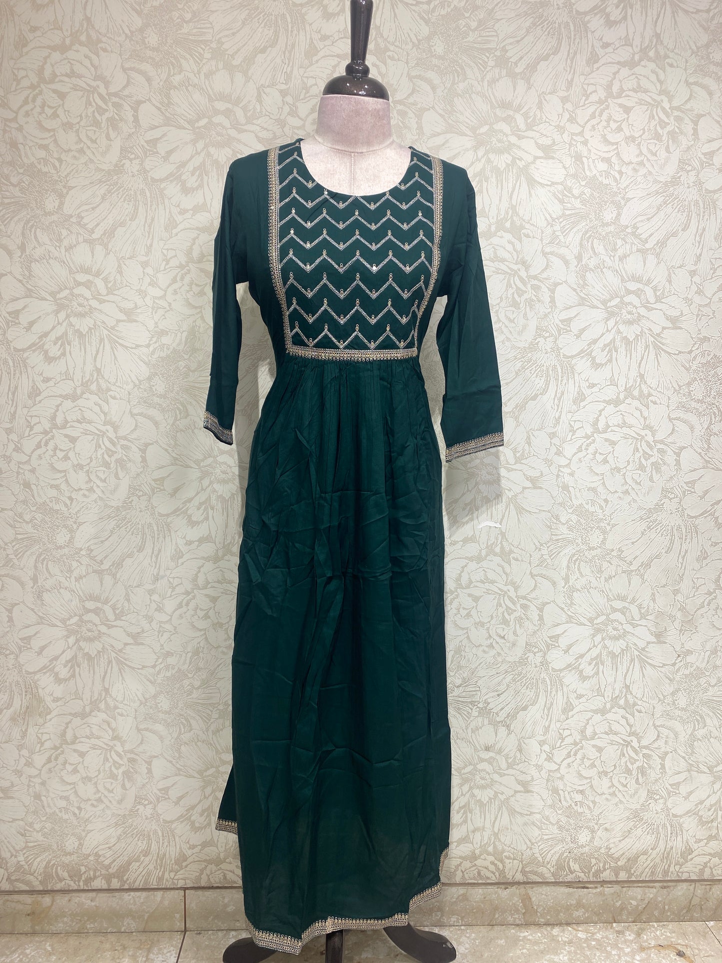 OFFER SALES TOPS COLLECTIONS - IHA 26927