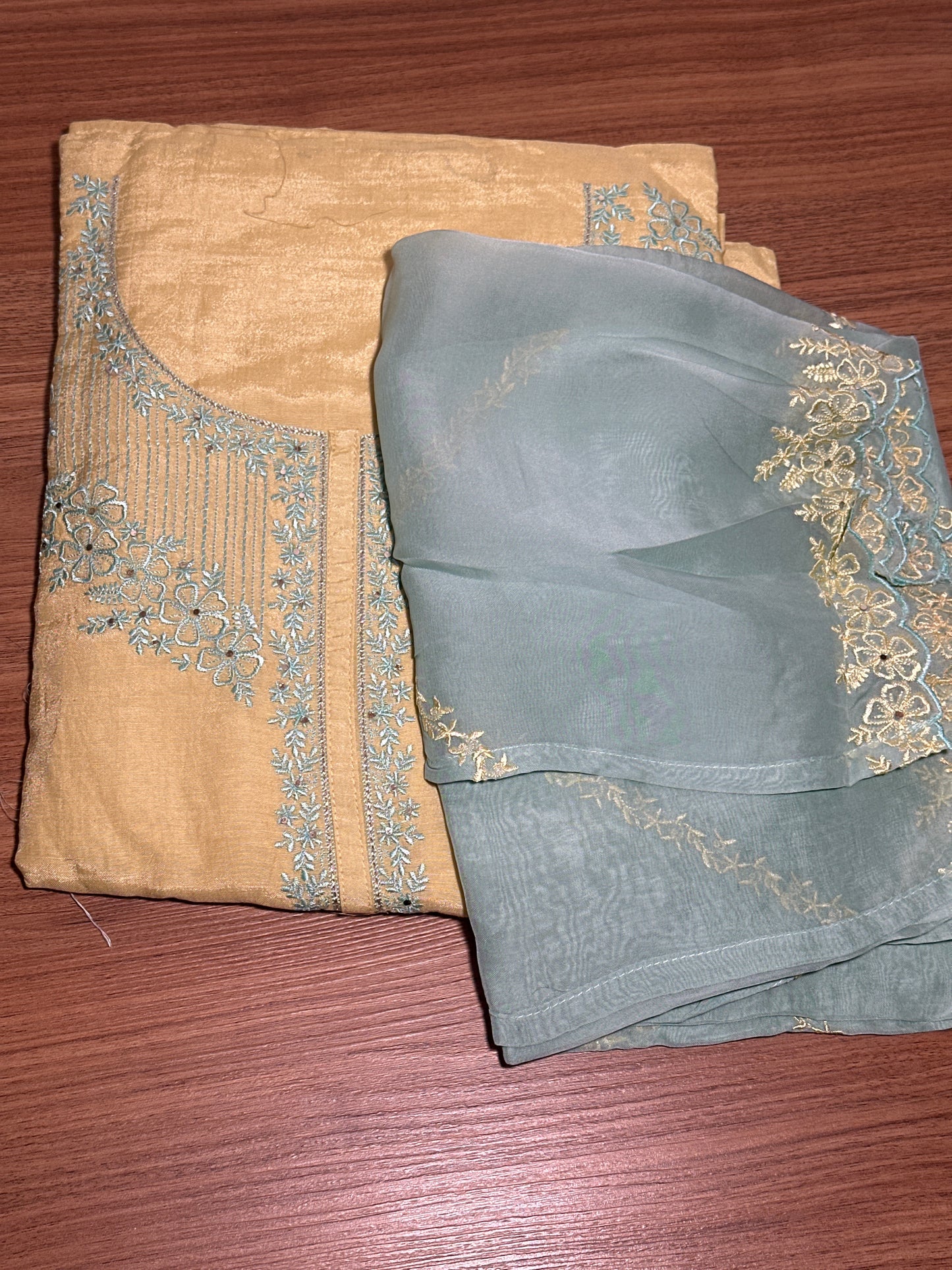 OFFER SALES UNSTITCHED SALWAR SUITS -  IHA 33674