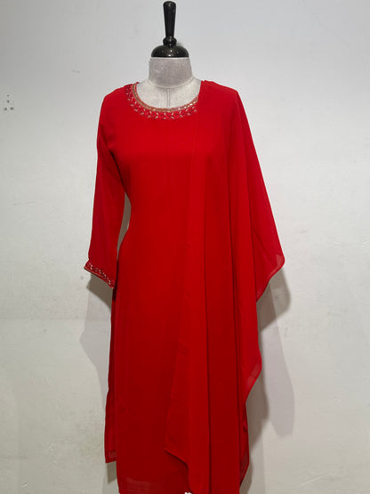 OFFER SALES READY TO WEAR SETS  -  IHA 35622