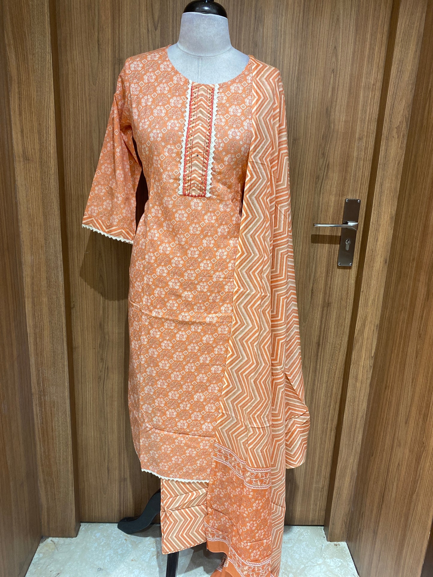 OFFER SALES TOP AND BOTTOM - IHA 27066