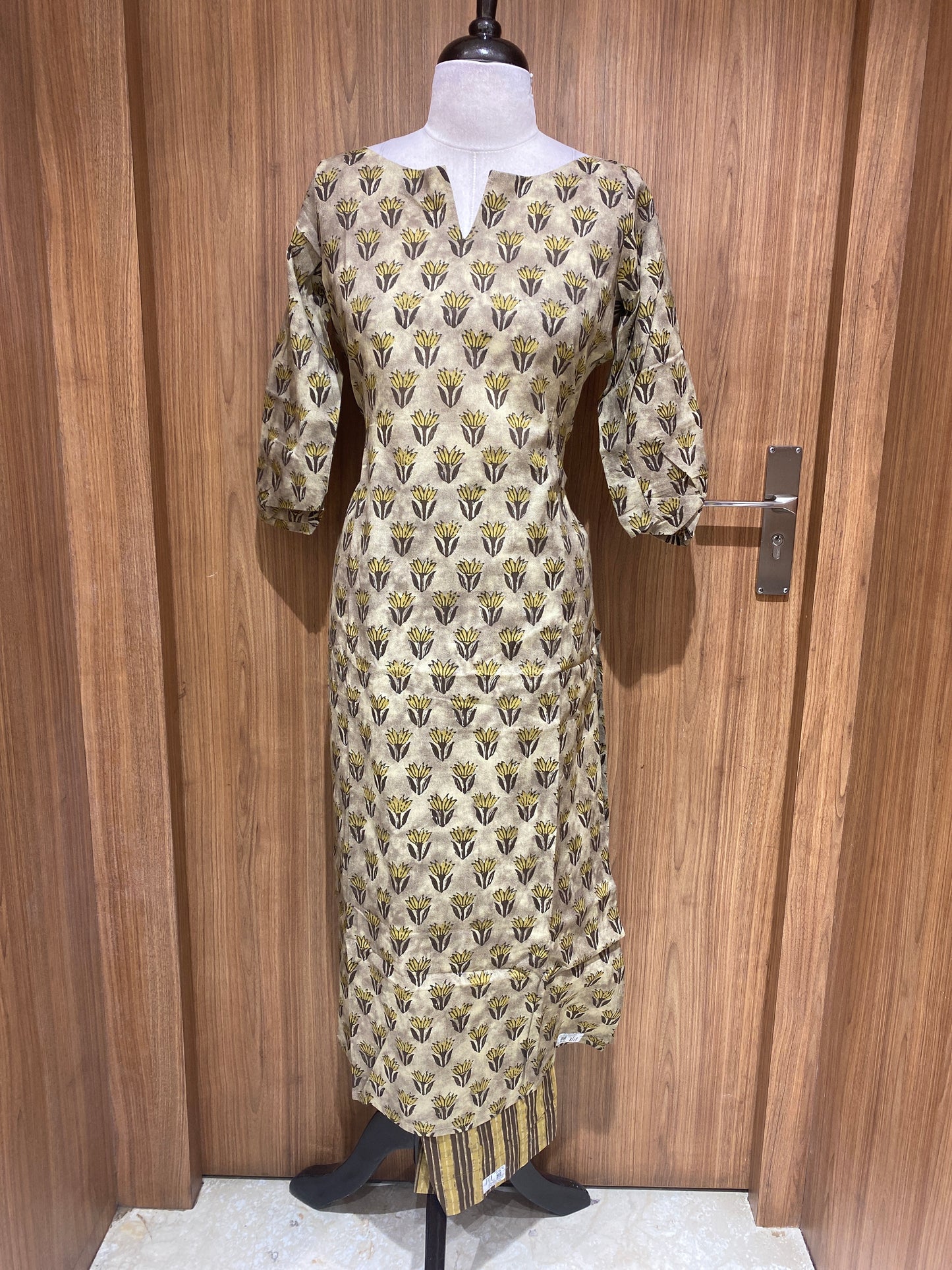 OFFER SALES TOP AND BOTTOM - IHA 27057
