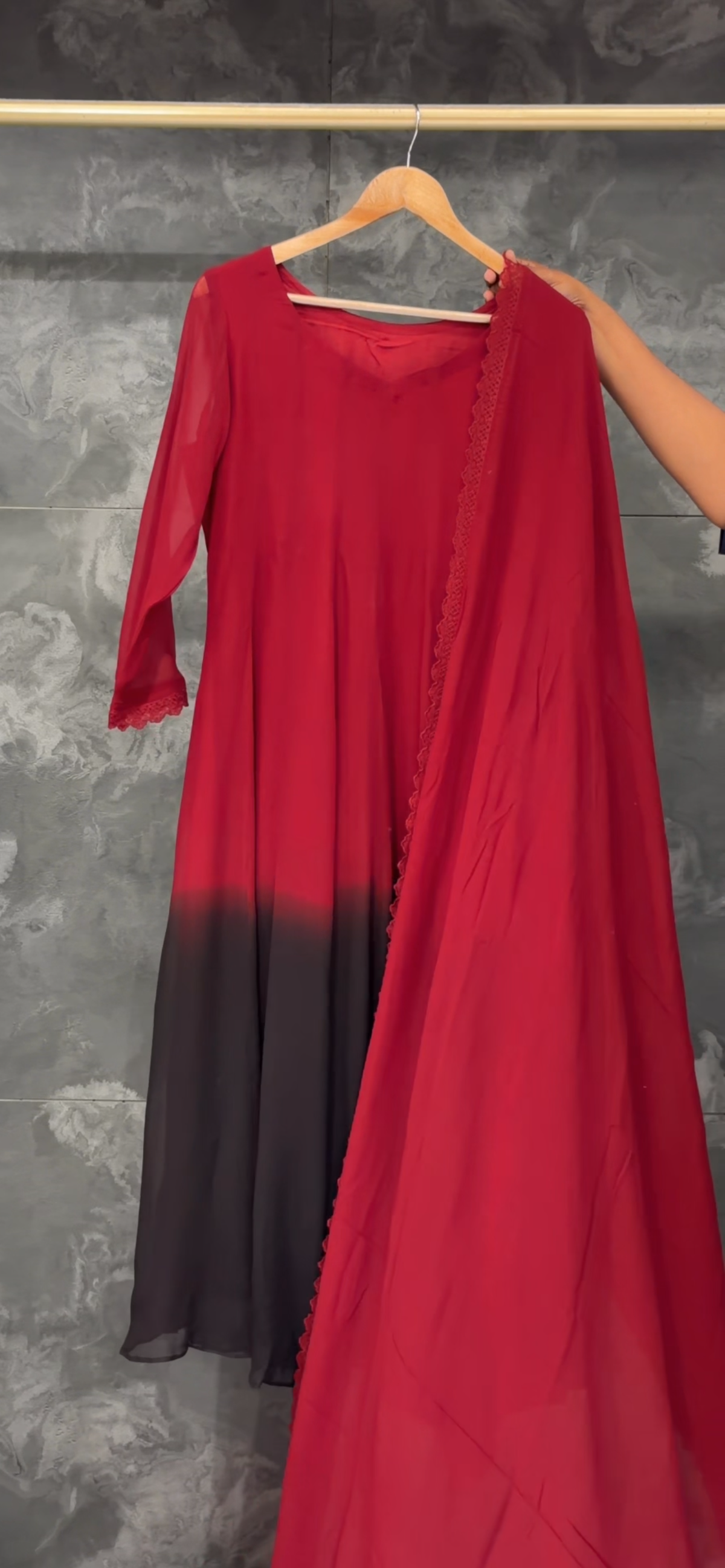 IHA'S IN-HOUSE TOP AND DUPATTA - IHA 35984
