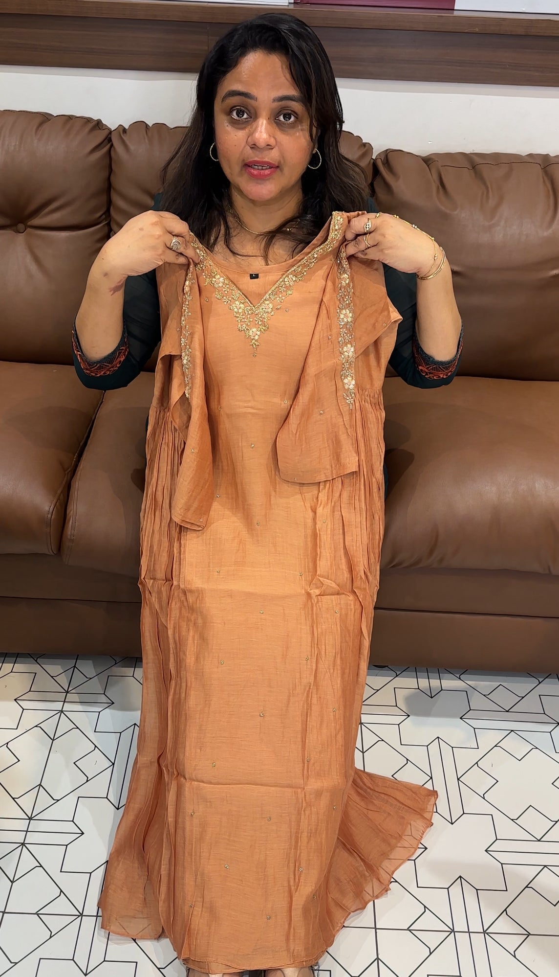 MALAI CHANDERI LONG TOPS - IHA 26302