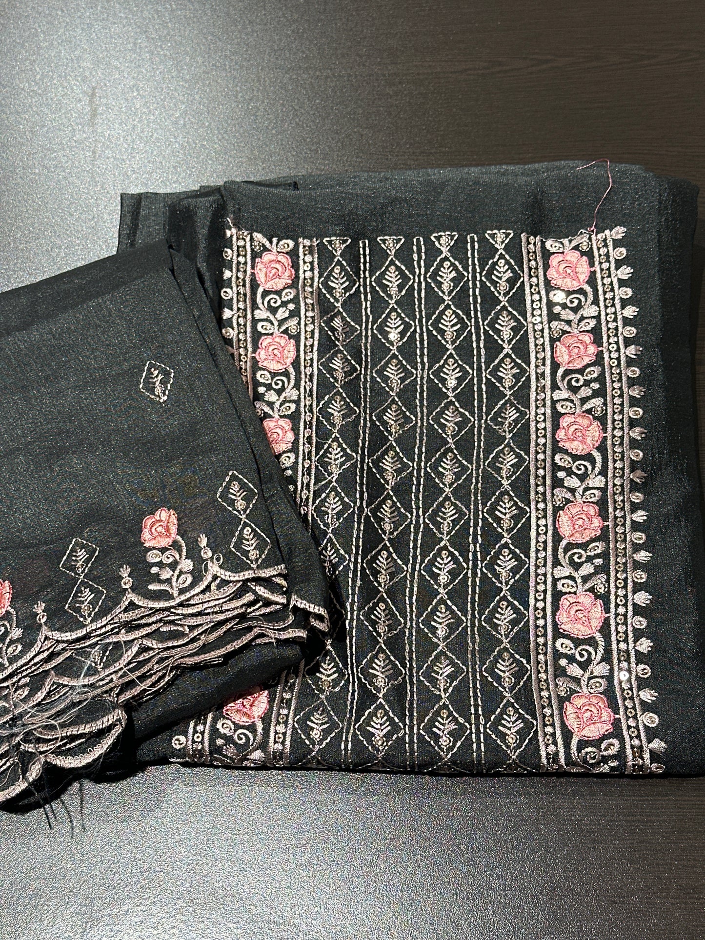 OFFER SALES UNSTITCHED SALWAR SUITS -  IHA 34185