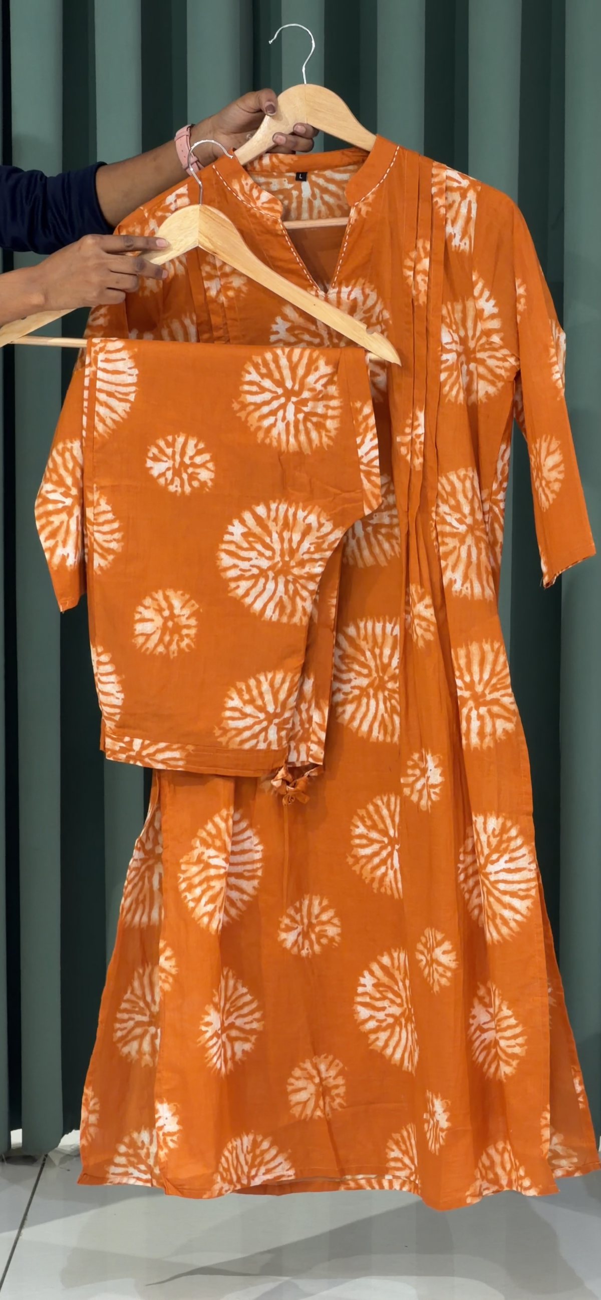 READY TO WEAR TOP AND BOTTOM- IHA 35979