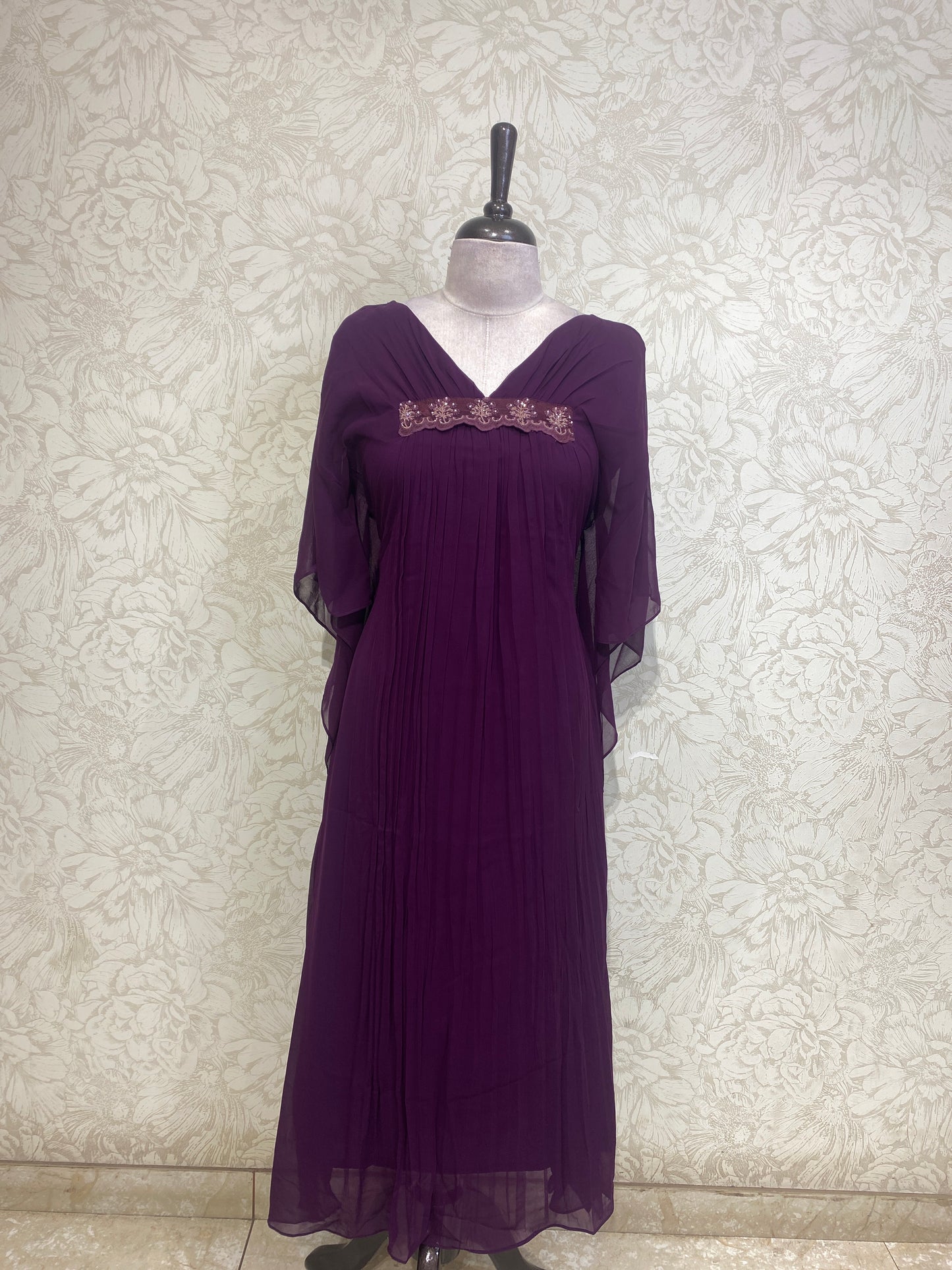 OFFER SALES TOPS COLLECTIONS - IHA 27023