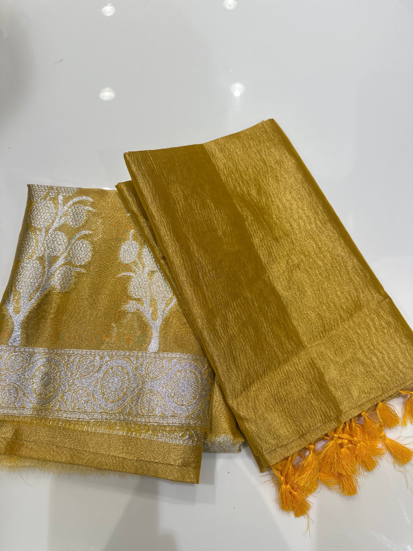 OFFER SALES UNSTITCHED SALWAR SUITS -  IHA 33436